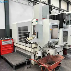 Vertikal-Bearbeitungszentrum SHARNOA / CNC SYSTEMS UGV 5032