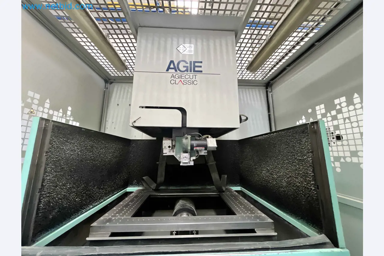 Komplette Werkstatten-Schließung – Hochwertige Maschinen für die Metallbearbeitung-16