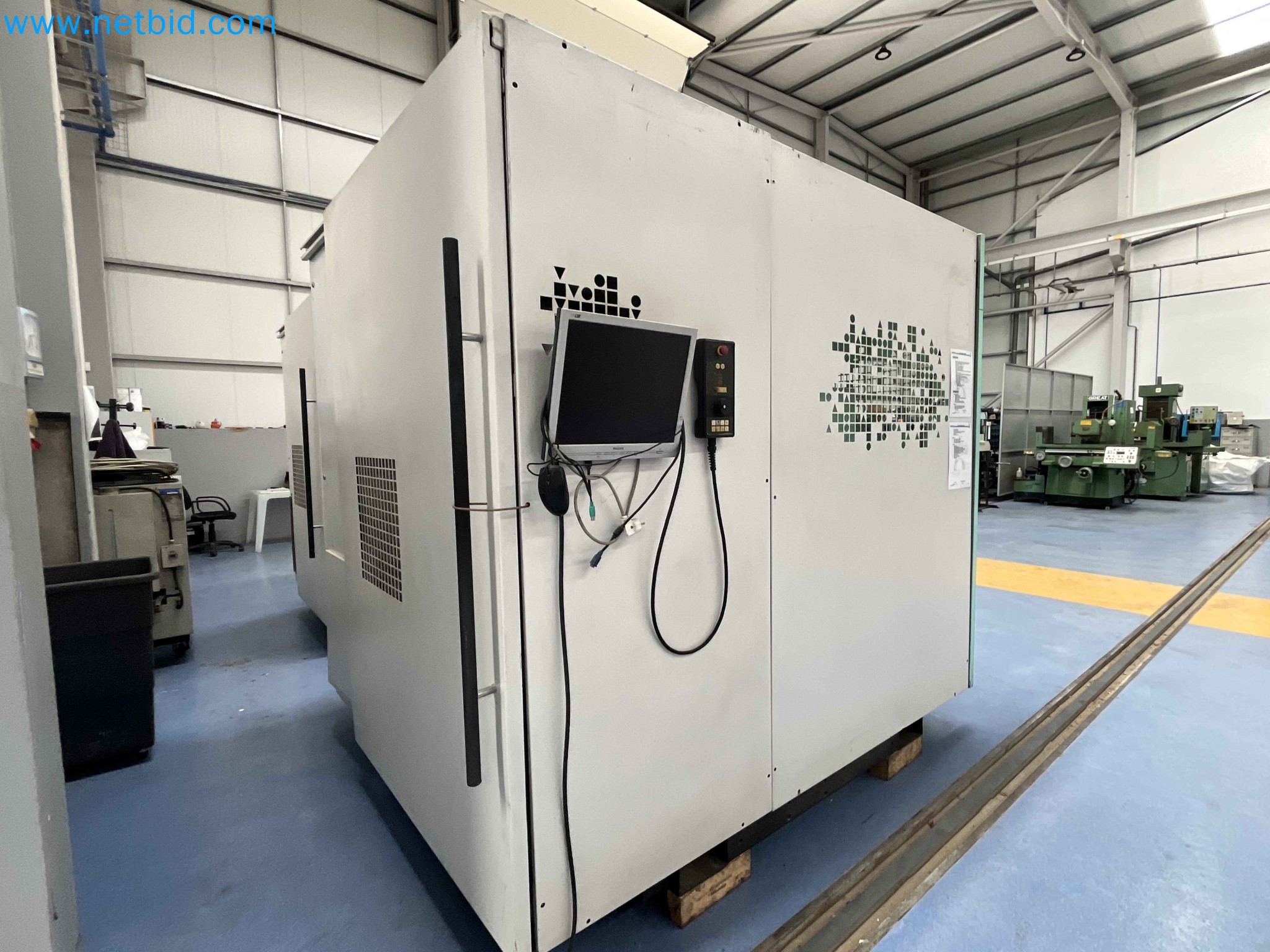 Aukce kovozpracujících stroju z nekolika uzavrených podniku v Portugalsku-2