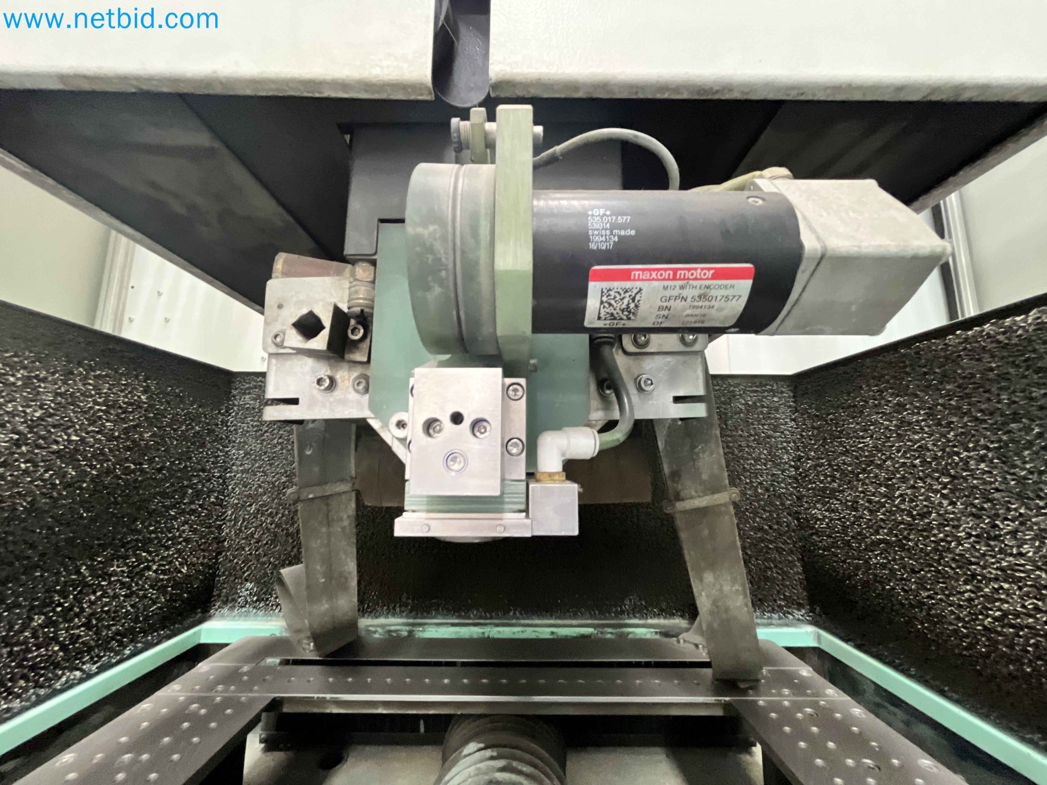 Aukce kovozpracujících stroju z nekolika uzavrených podniku v Portugalsku-4