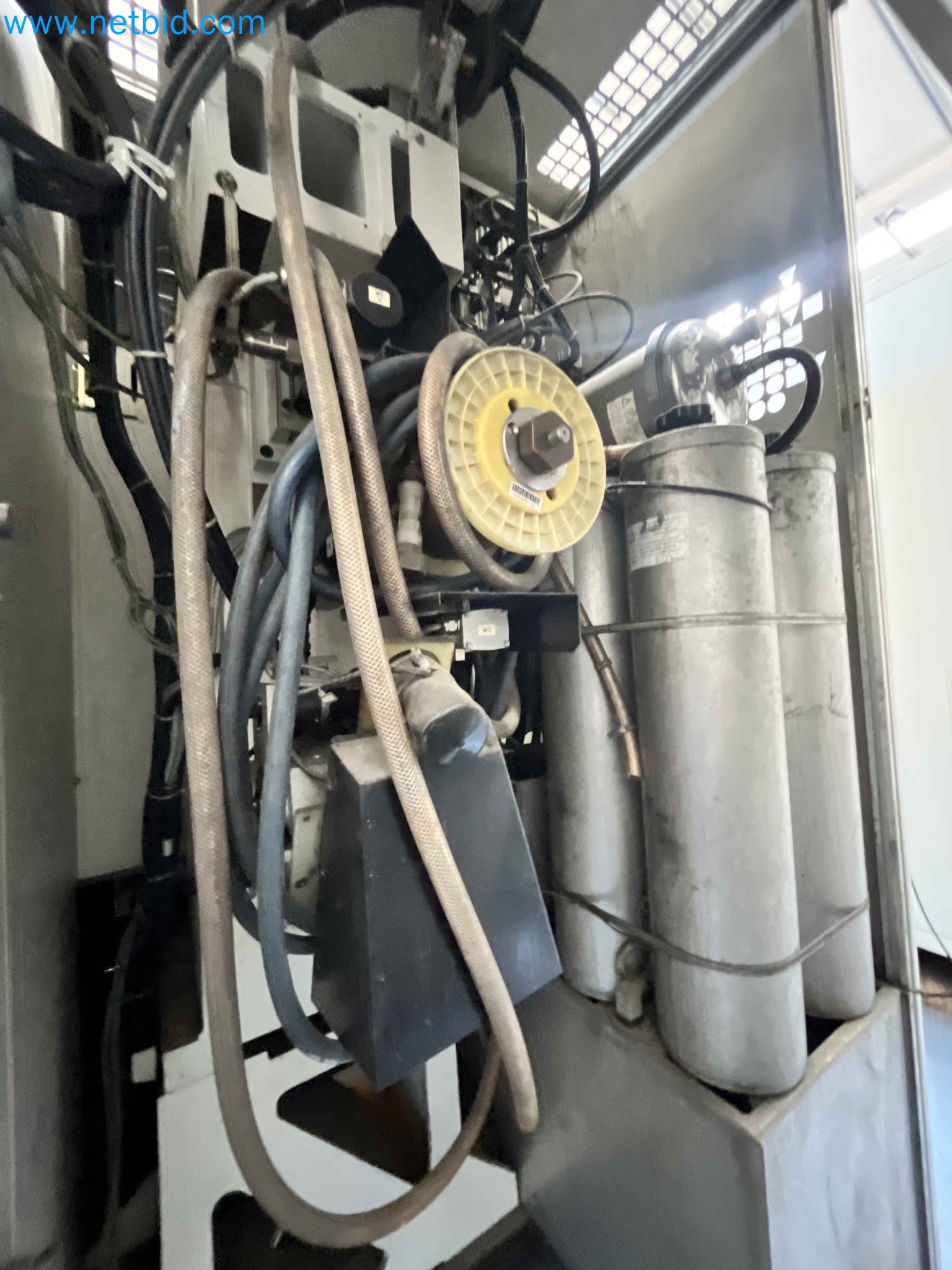 Aukce kovozpracujících stroju z nekolika uzavrených podniku v Portugalsku-11