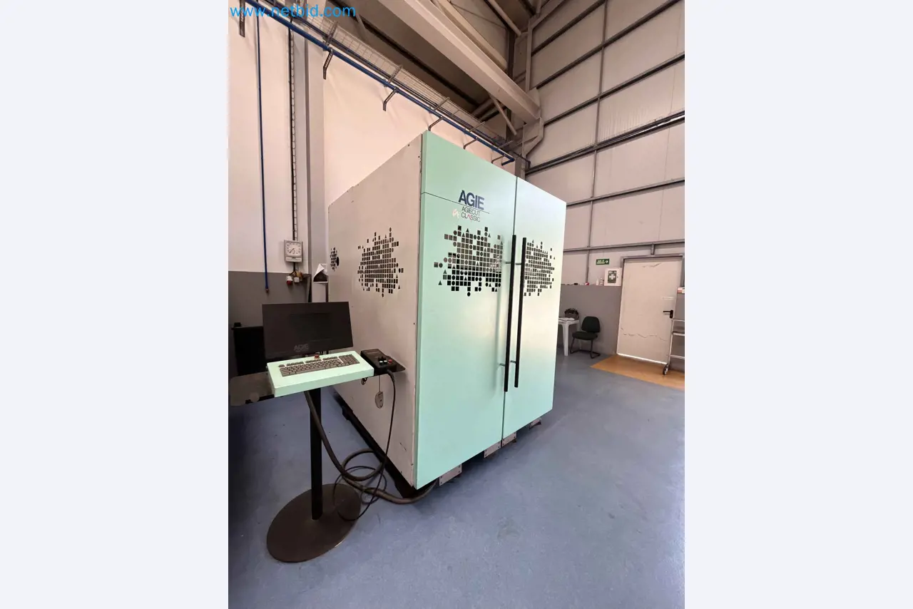 Komplette Werkstatten-Schließung – Hochwertige Maschinen für die Metallbearbeitung-1