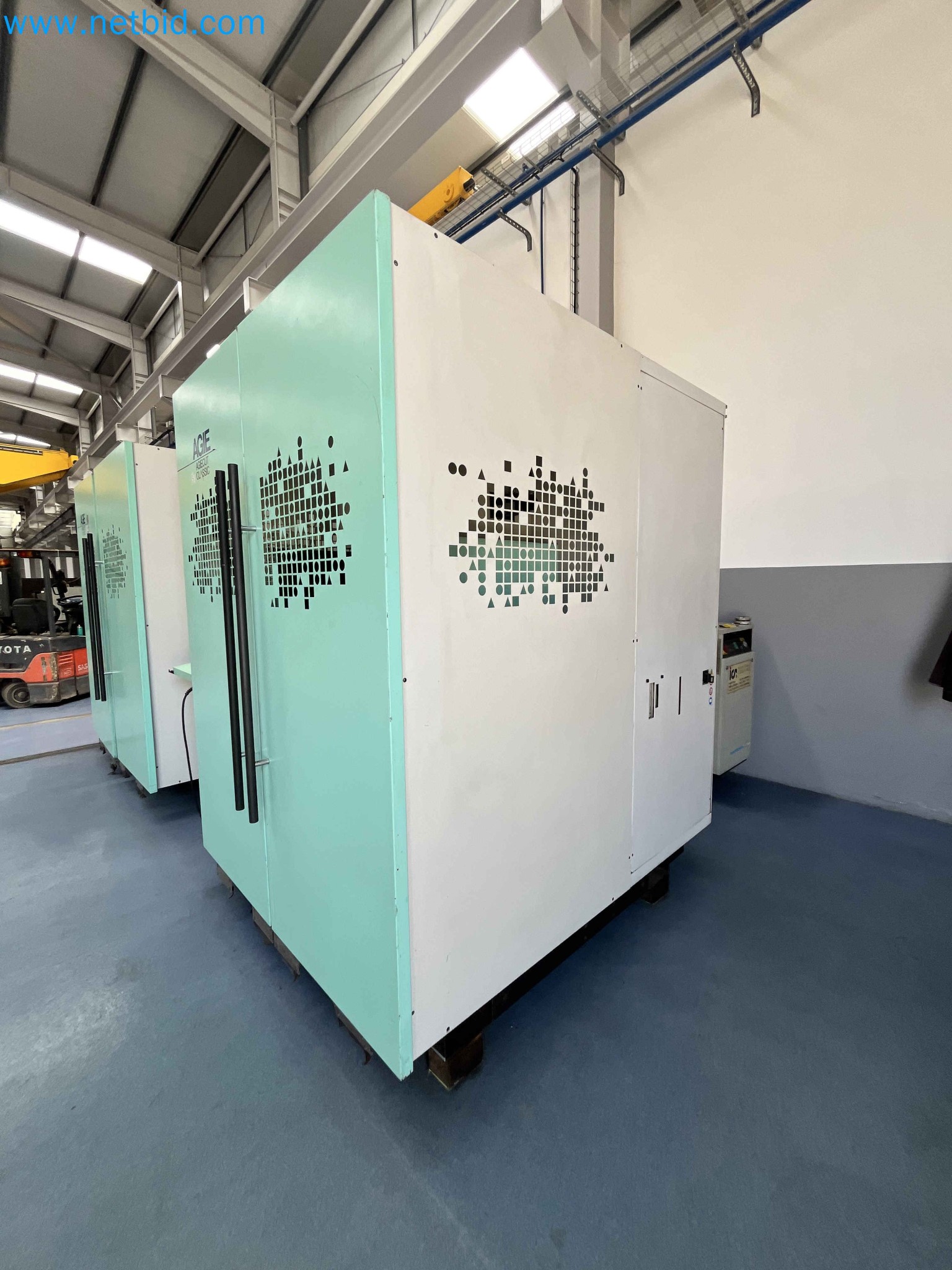 Aukce kovozpracujících stroju z nekolika uzavrených podniku v Portugalsku-5