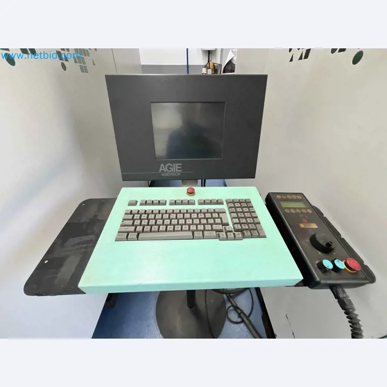 Komplette Werkstatten-Schließung – Hochwertige Maschinen für die Metallbearbeitung-9