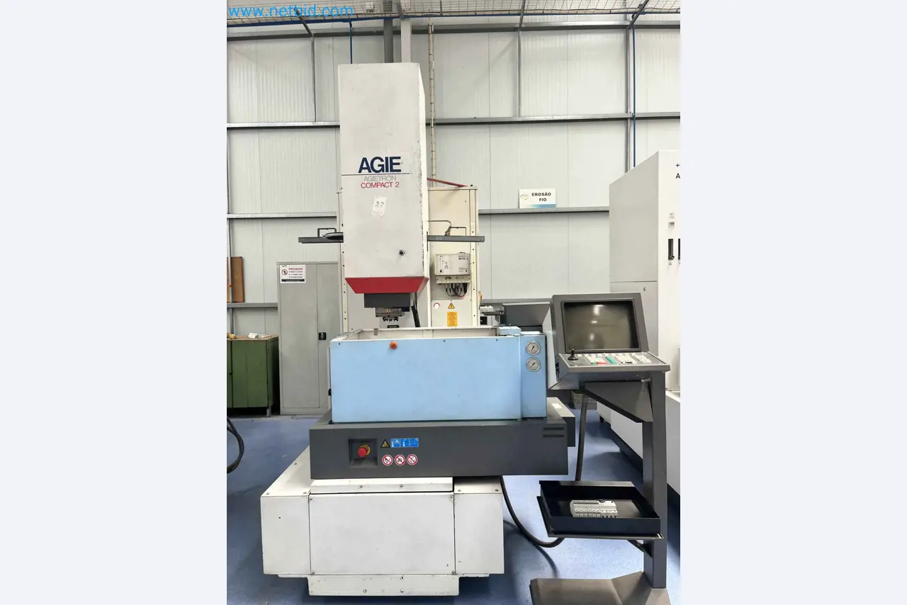 Komplette Werkstatten-Schließung – Hochwertige Maschinen für die Metallbearbeitung-15