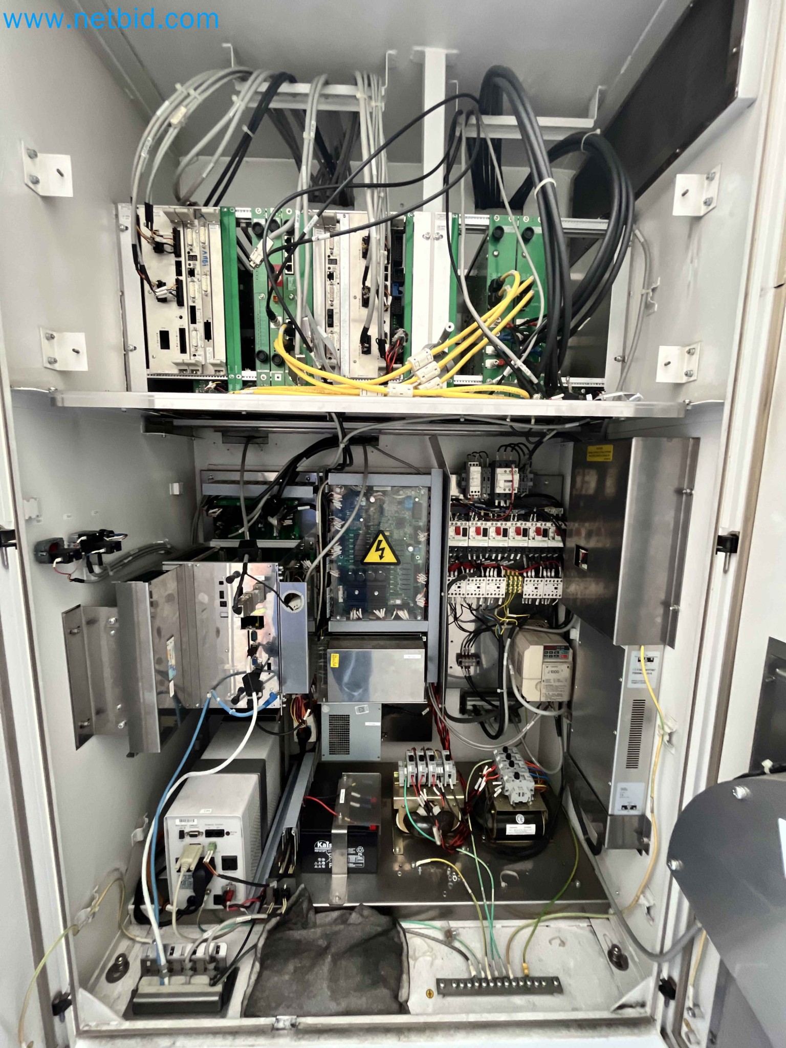 Aukce kovozpracujících stroju z nekolika uzavrených podniku v Portugalsku-19