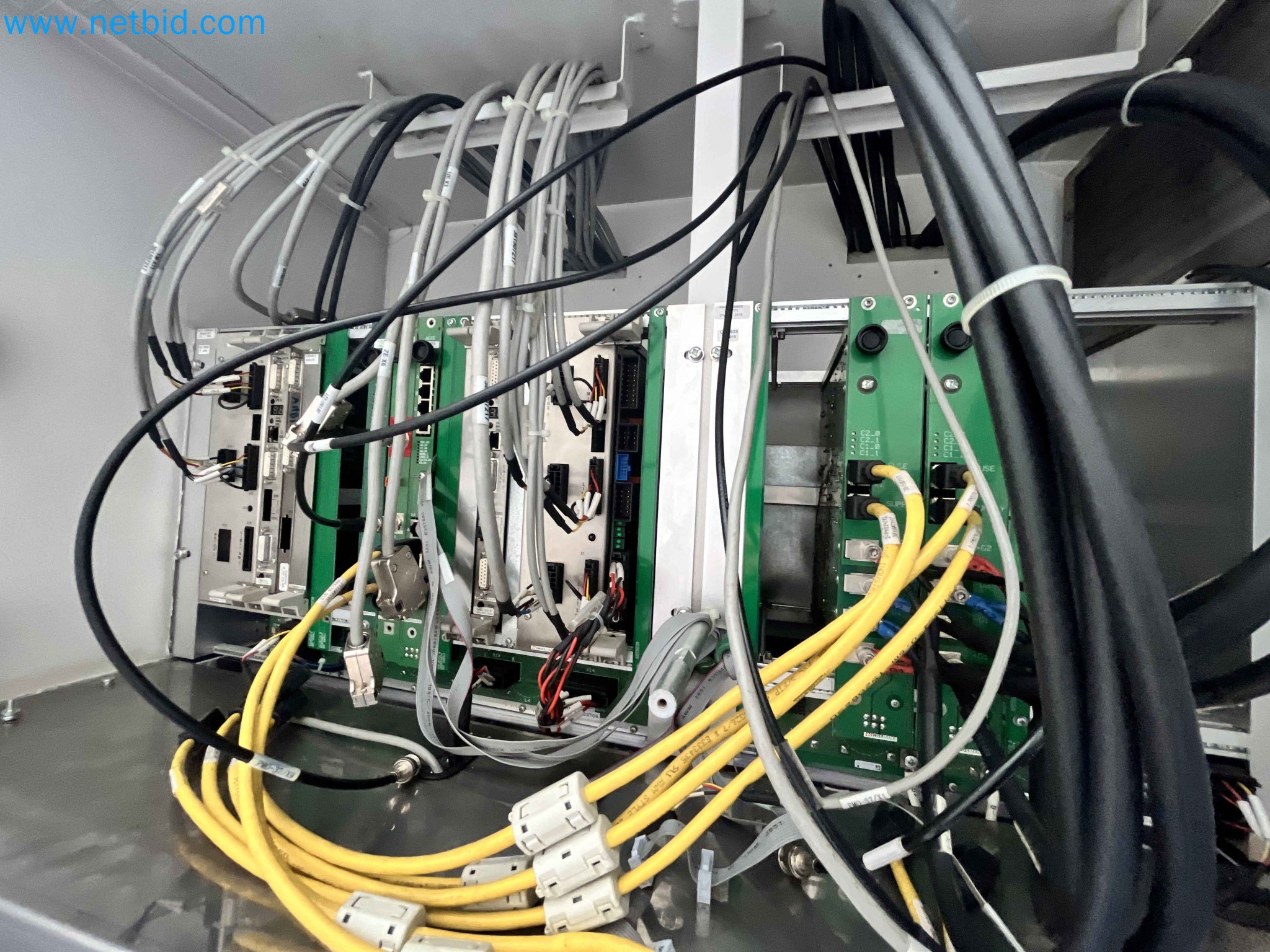 Aukce kovozpracujících stroju z nekolika uzavrených podniku v Portugalsku-22