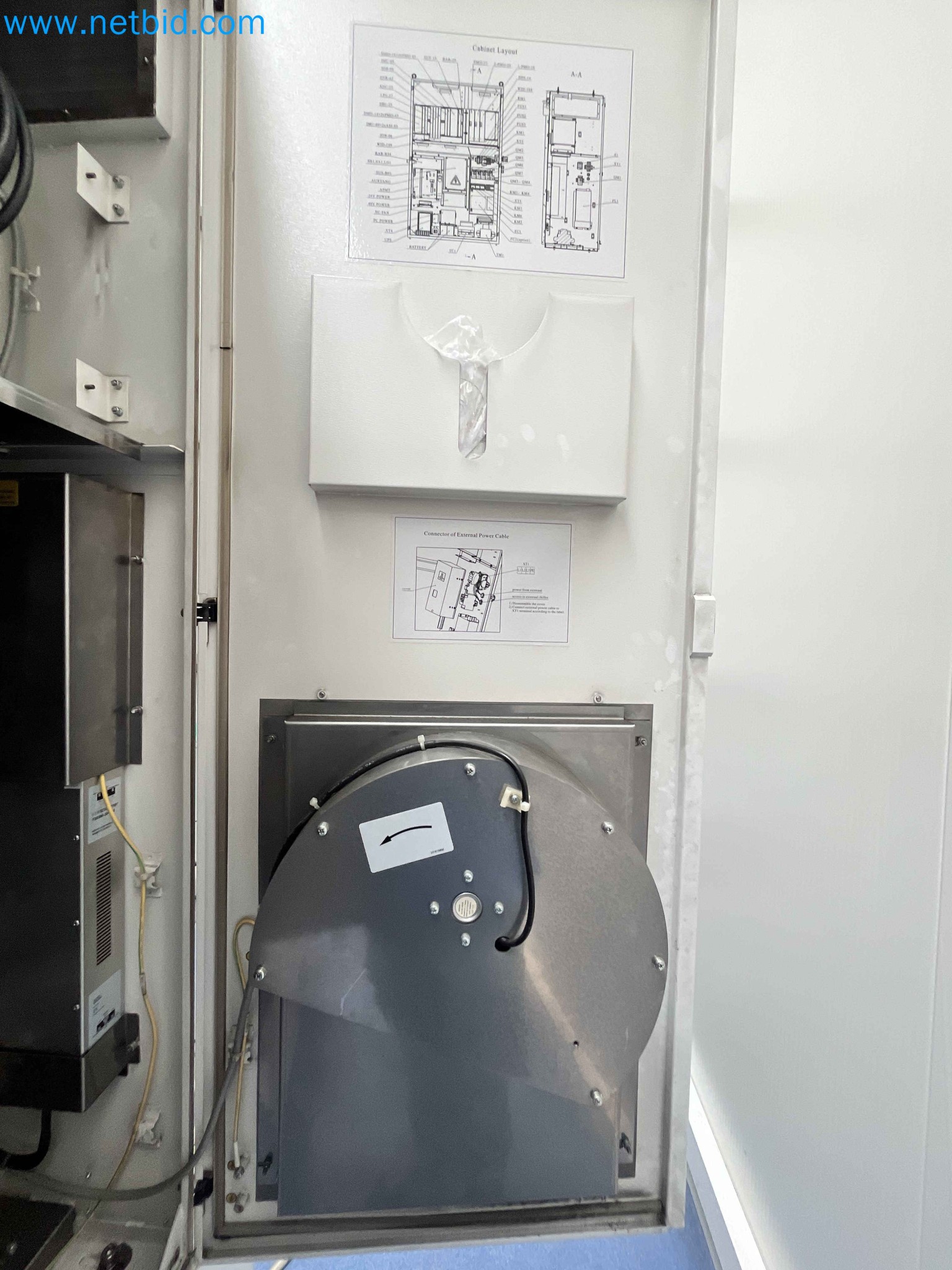 Aukce kovozpracujících stroju z nekolika uzavrených podniku v Portugalsku-31