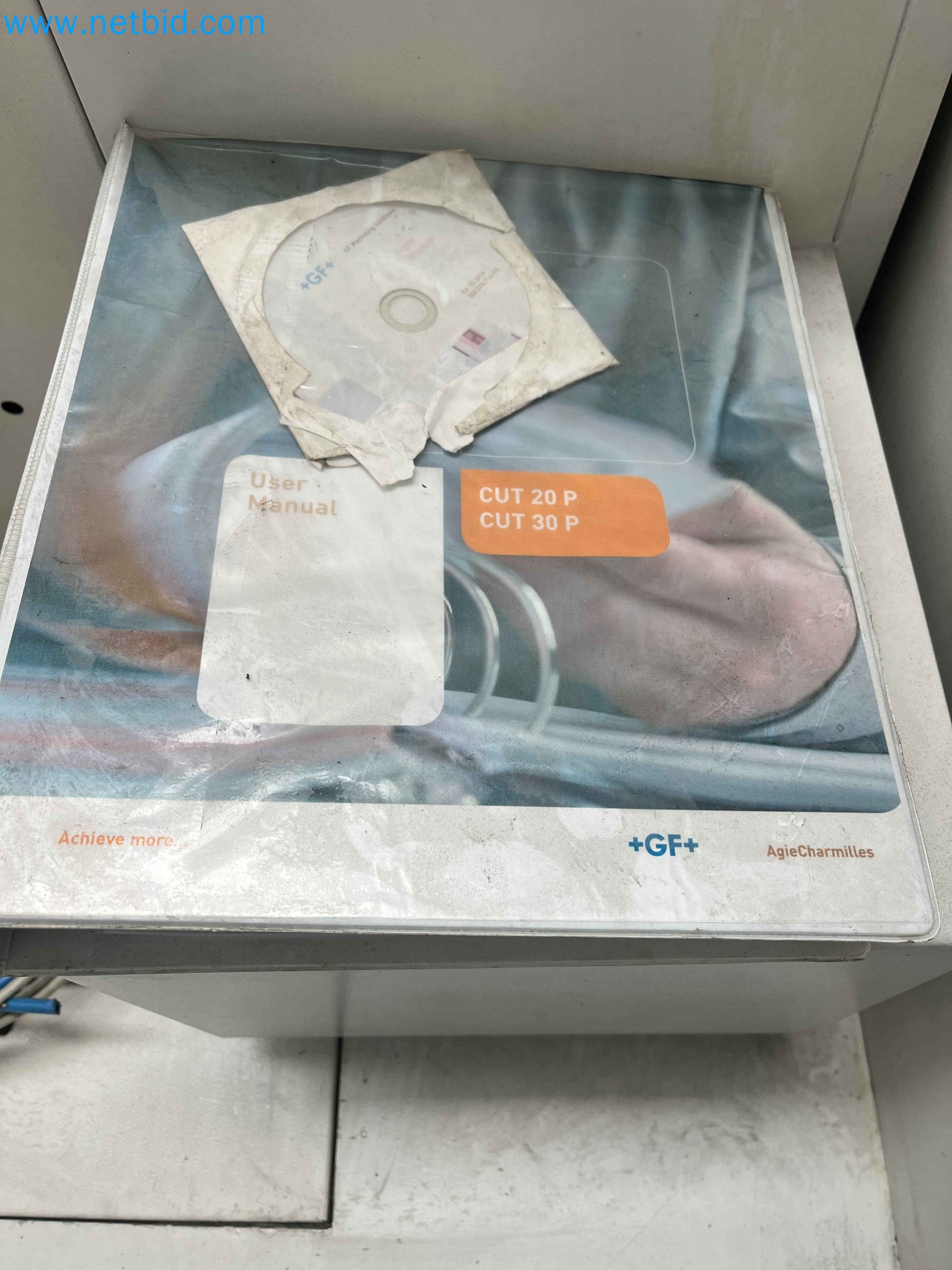 Aukce kovozpracujících stroju z nekolika uzavrených podniku v Portugalsku-34