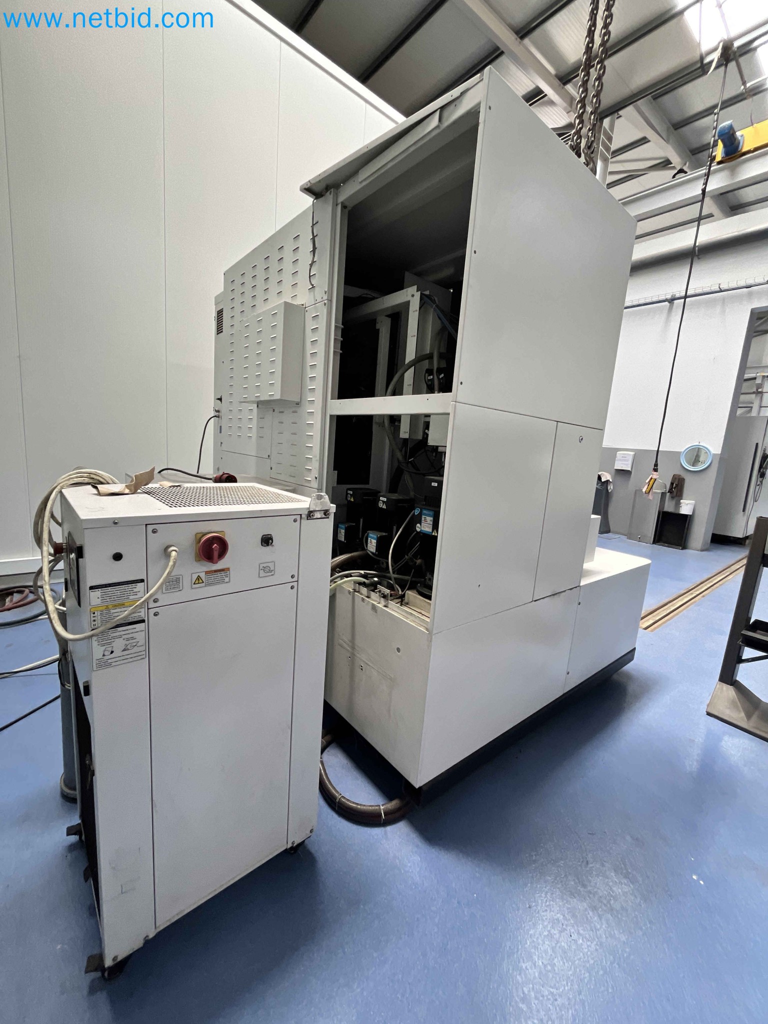 Aukce kovozpracujících stroju z nekolika uzavrených podniku v Portugalsku-6