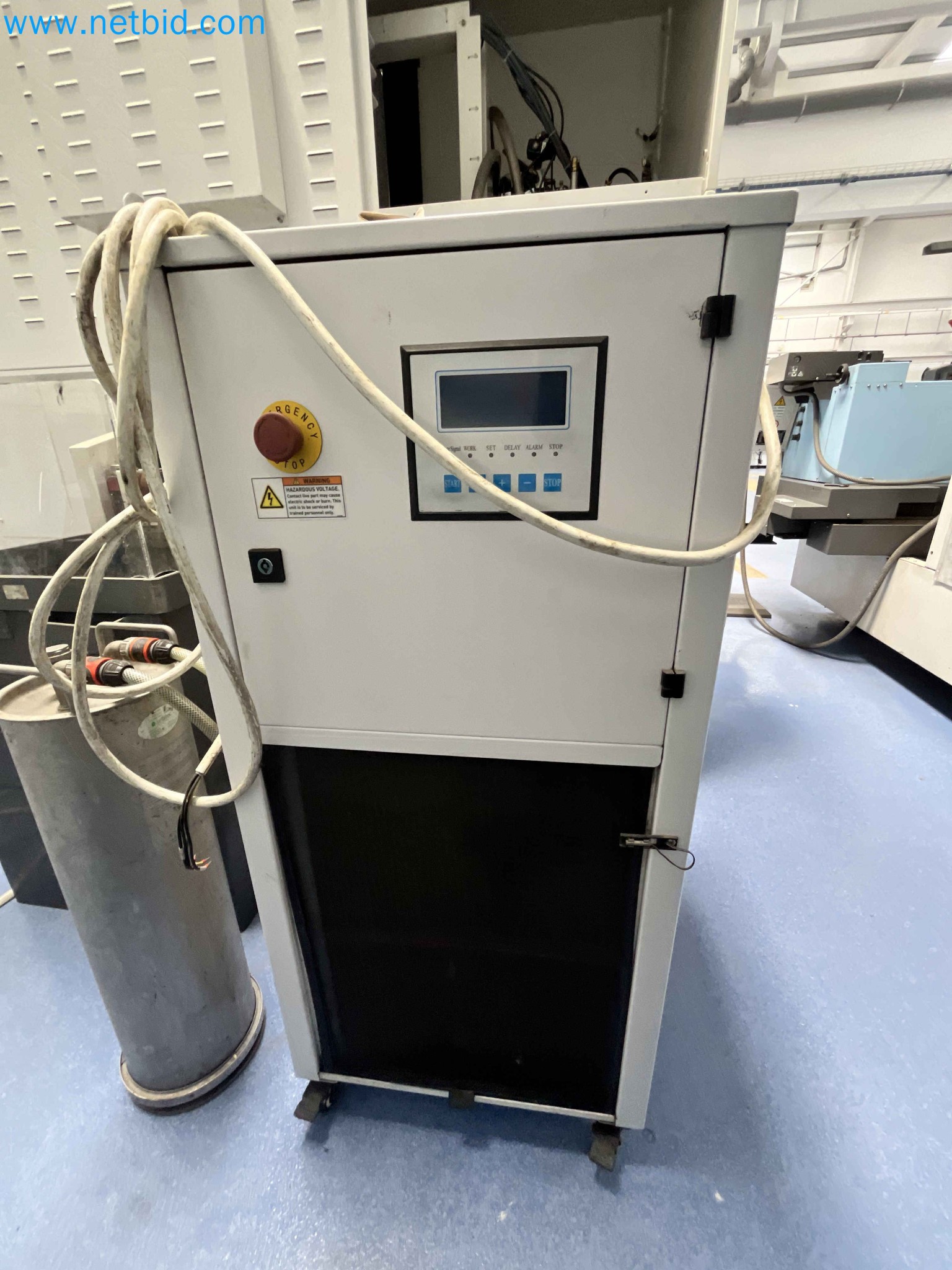 Aukce kovozpracujících stroju z nekolika uzavrených podniku v Portugalsku-8