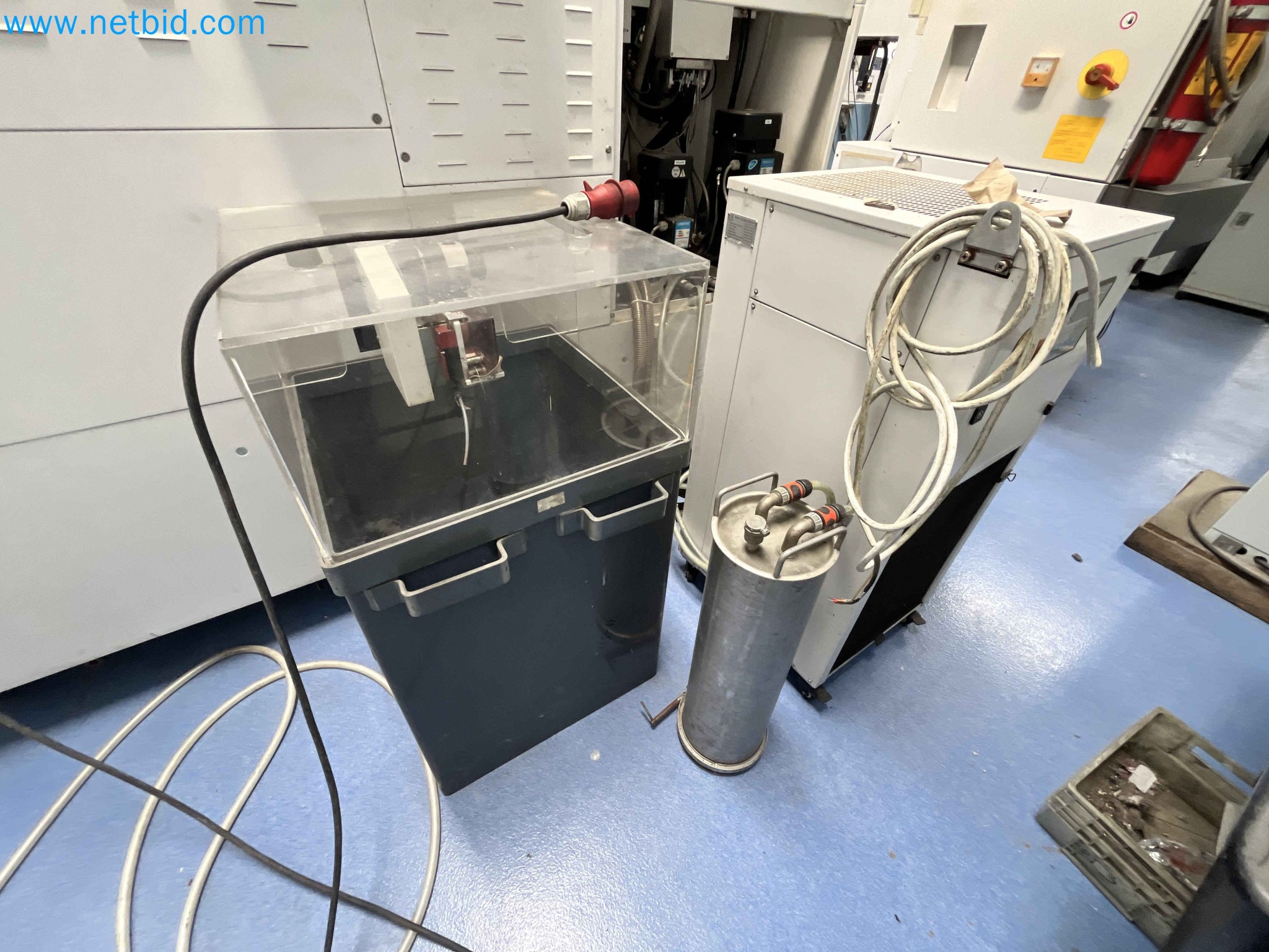 Aukce kovozpracujících stroju z nekolika uzavrených podniku v Portugalsku-9