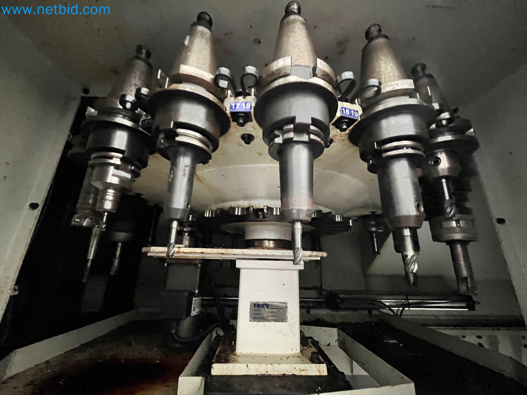 Aukce kovozpracujících stroju z nekolika uzavrených podniku v Portugalsku-10