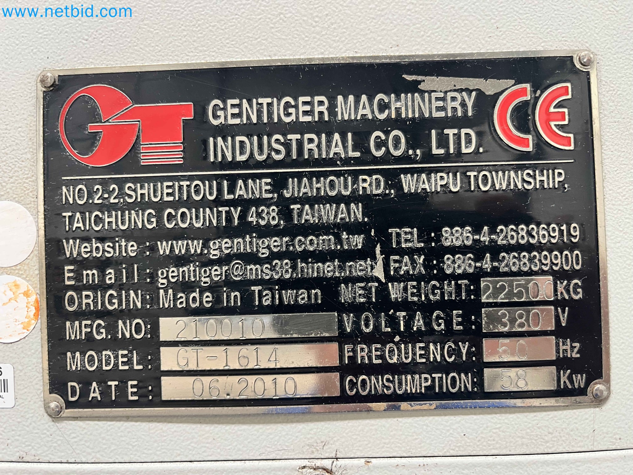 Aukce kovozpracujících stroju z nekolika uzavrených podniku v Portugalsku-19