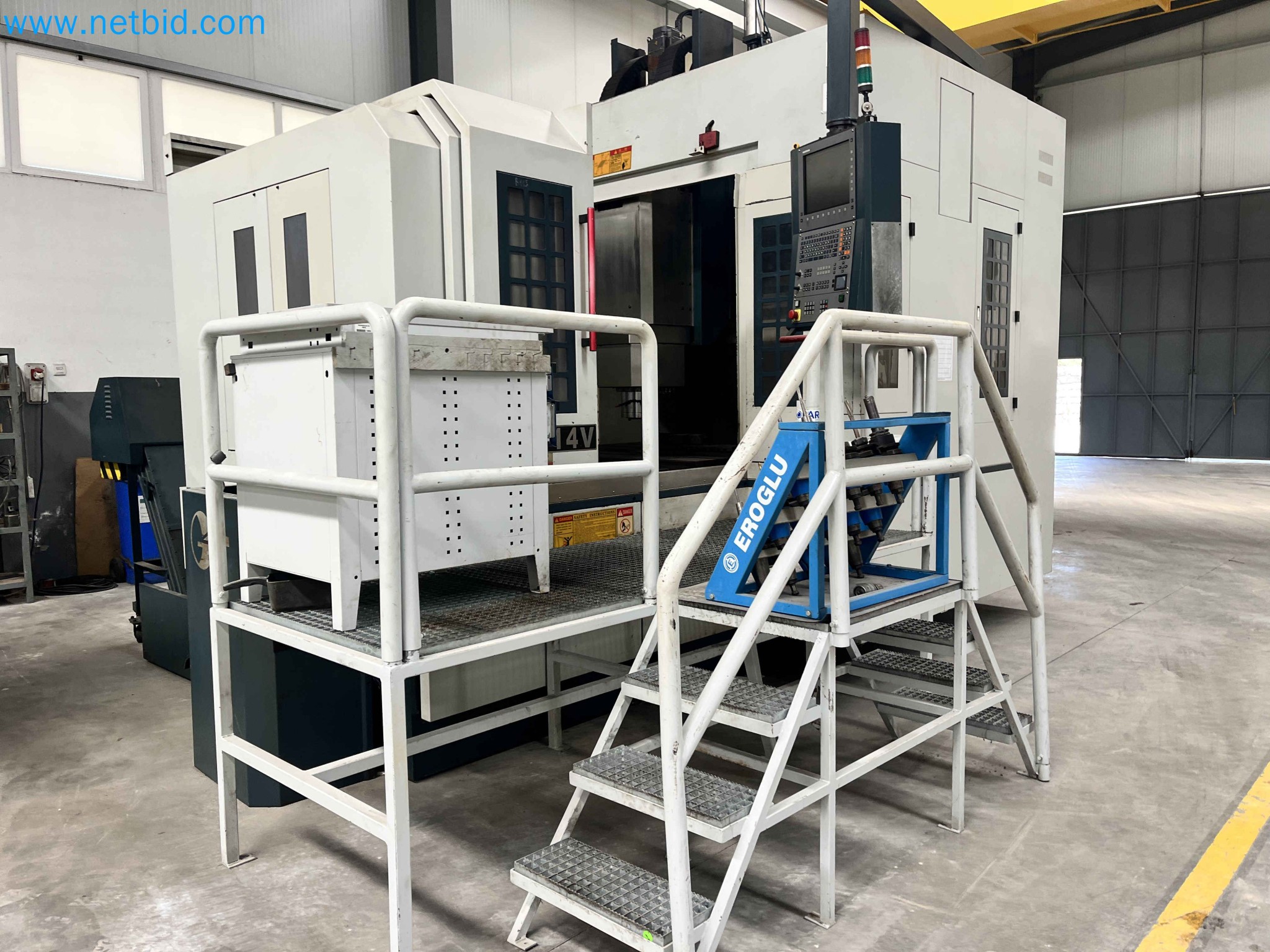 Aukce kovozpracujících stroju z nekolika uzavrených podniku v Portugalsku-2