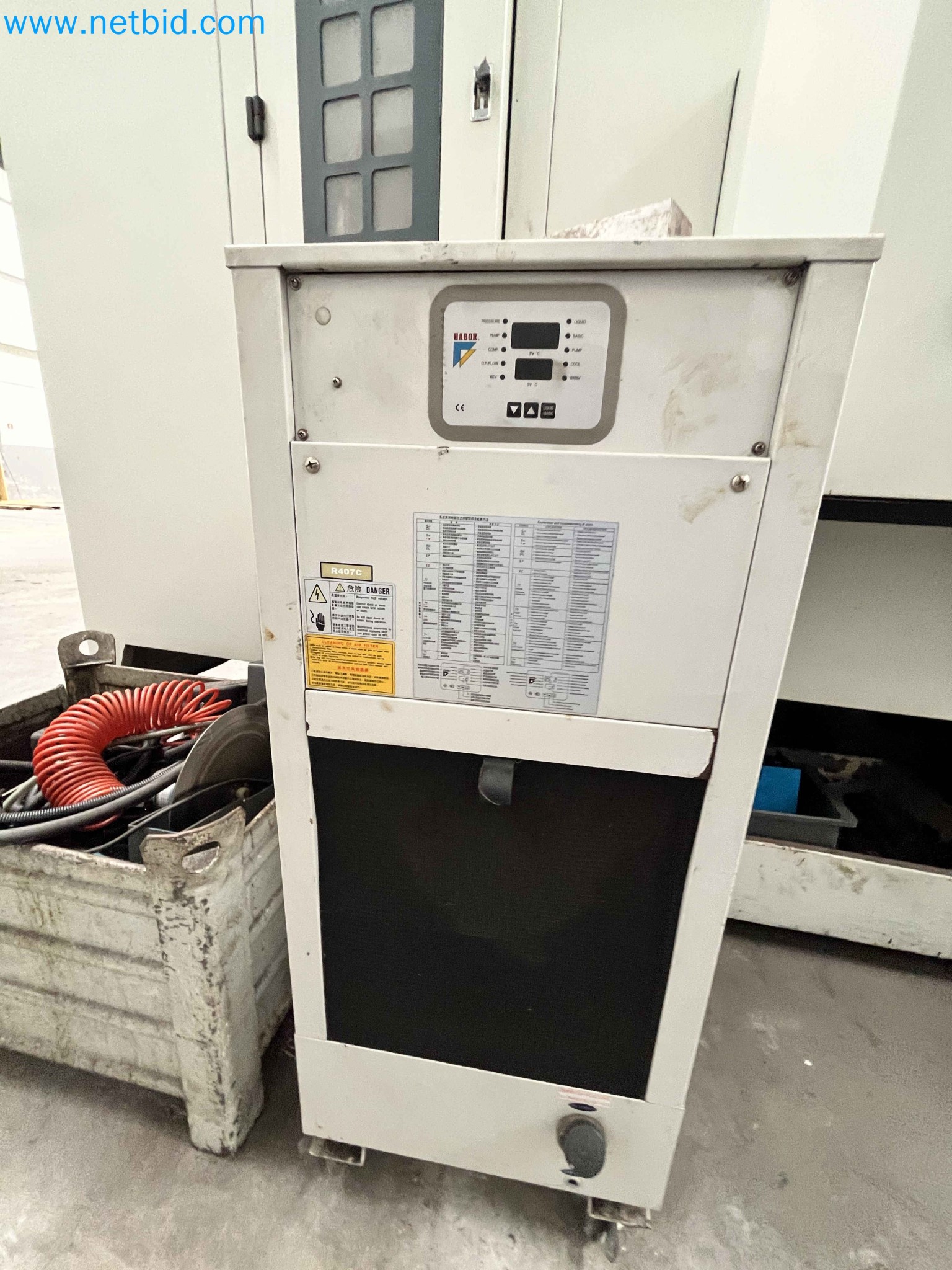 Aukce kovozpracujících stroju z nekolika uzavrených podniku v Portugalsku-3