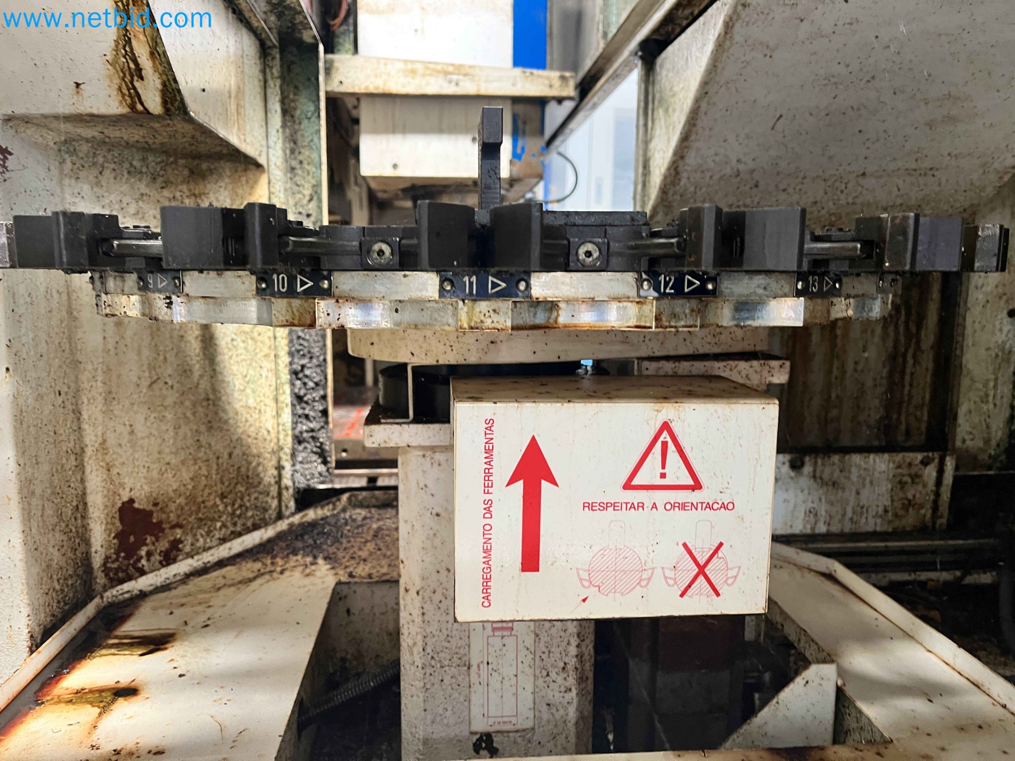 Aukce kovozpracujících stroju z nekolika uzavrených podniku v Portugalsku-12