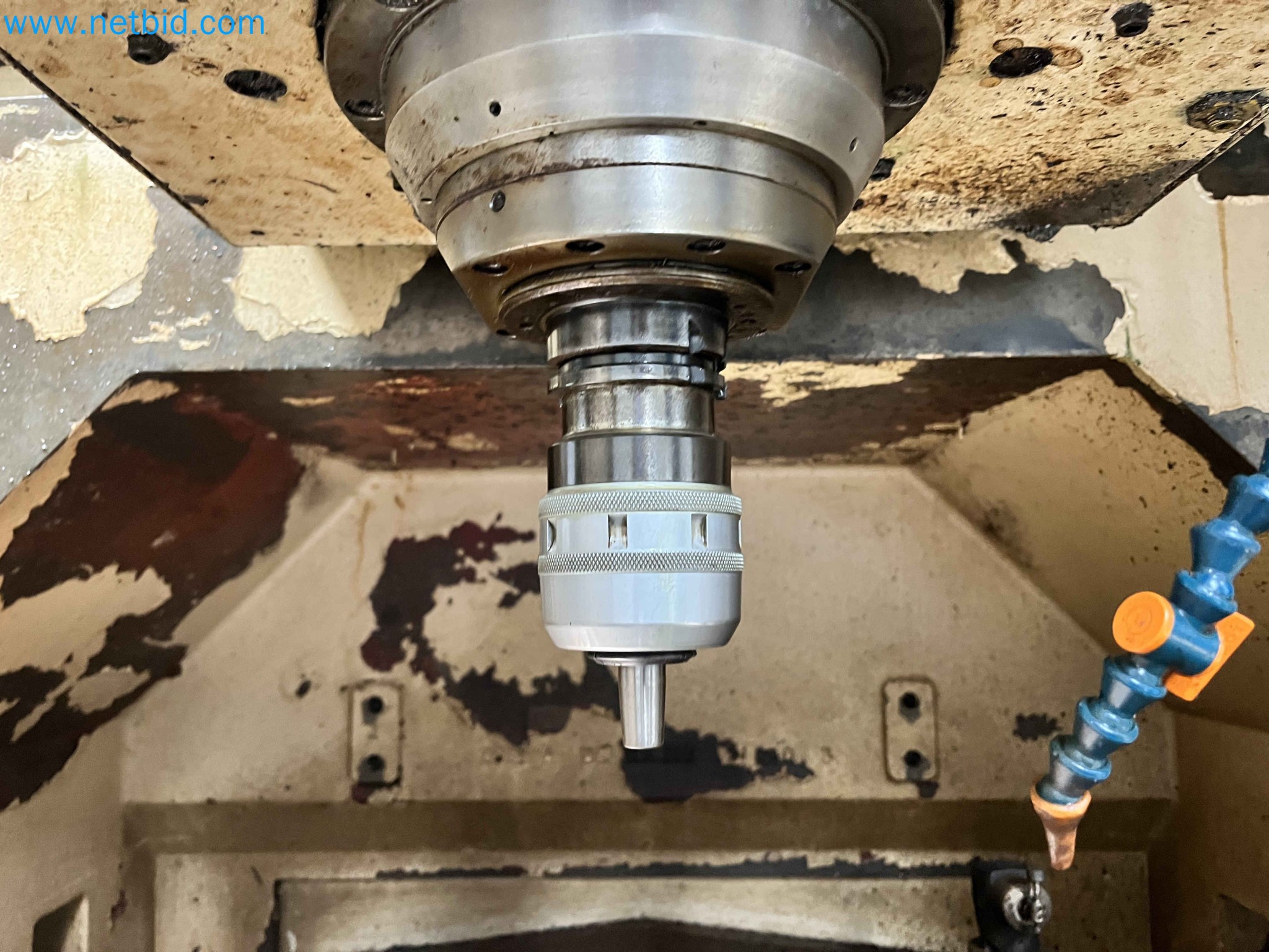 Aukce kovozpracujících stroju z nekolika uzavrených podniku v Portugalsku-4