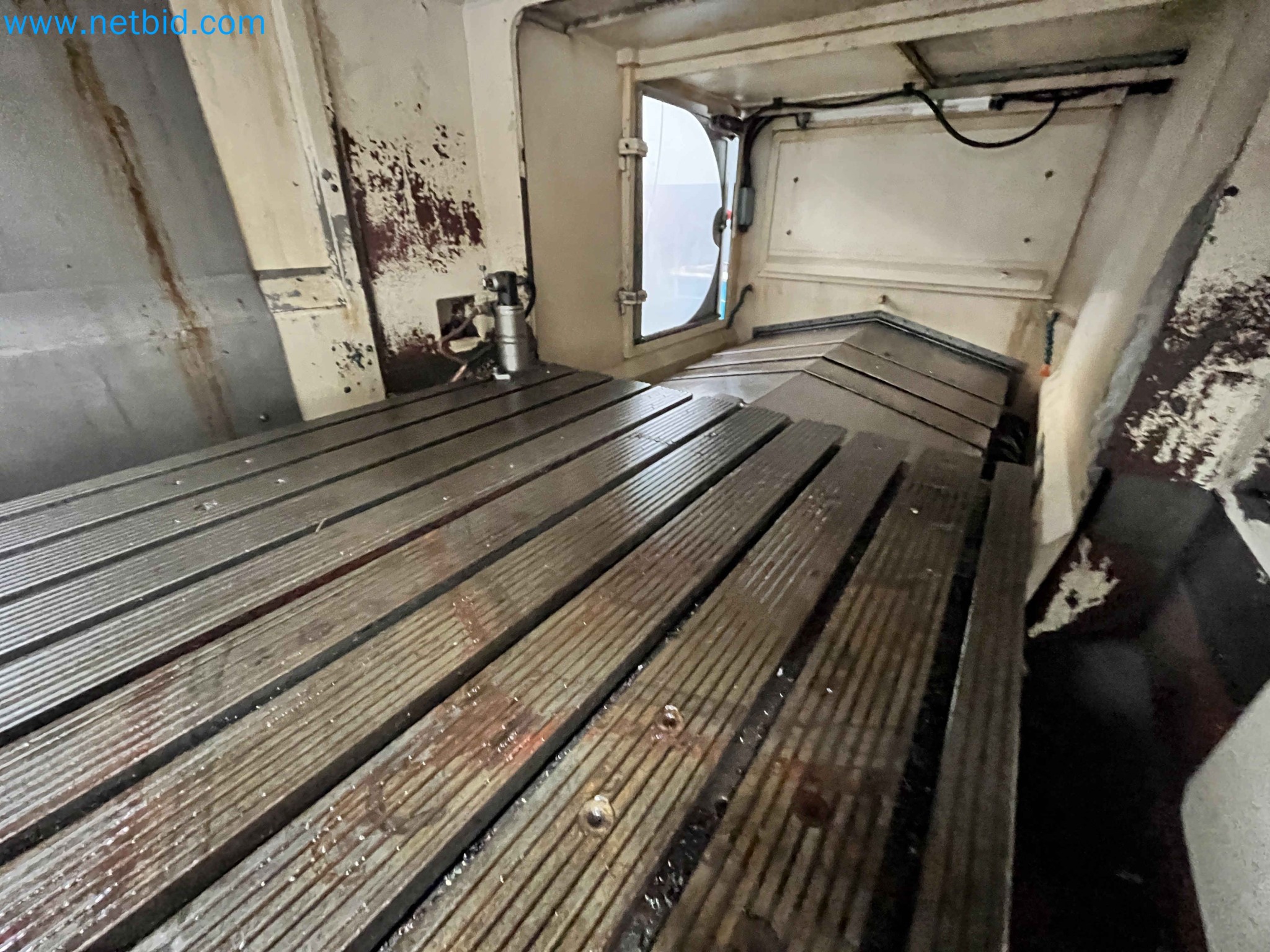 Auction of Metalworking Machinery from Multiple Business Closures in Portugal-14