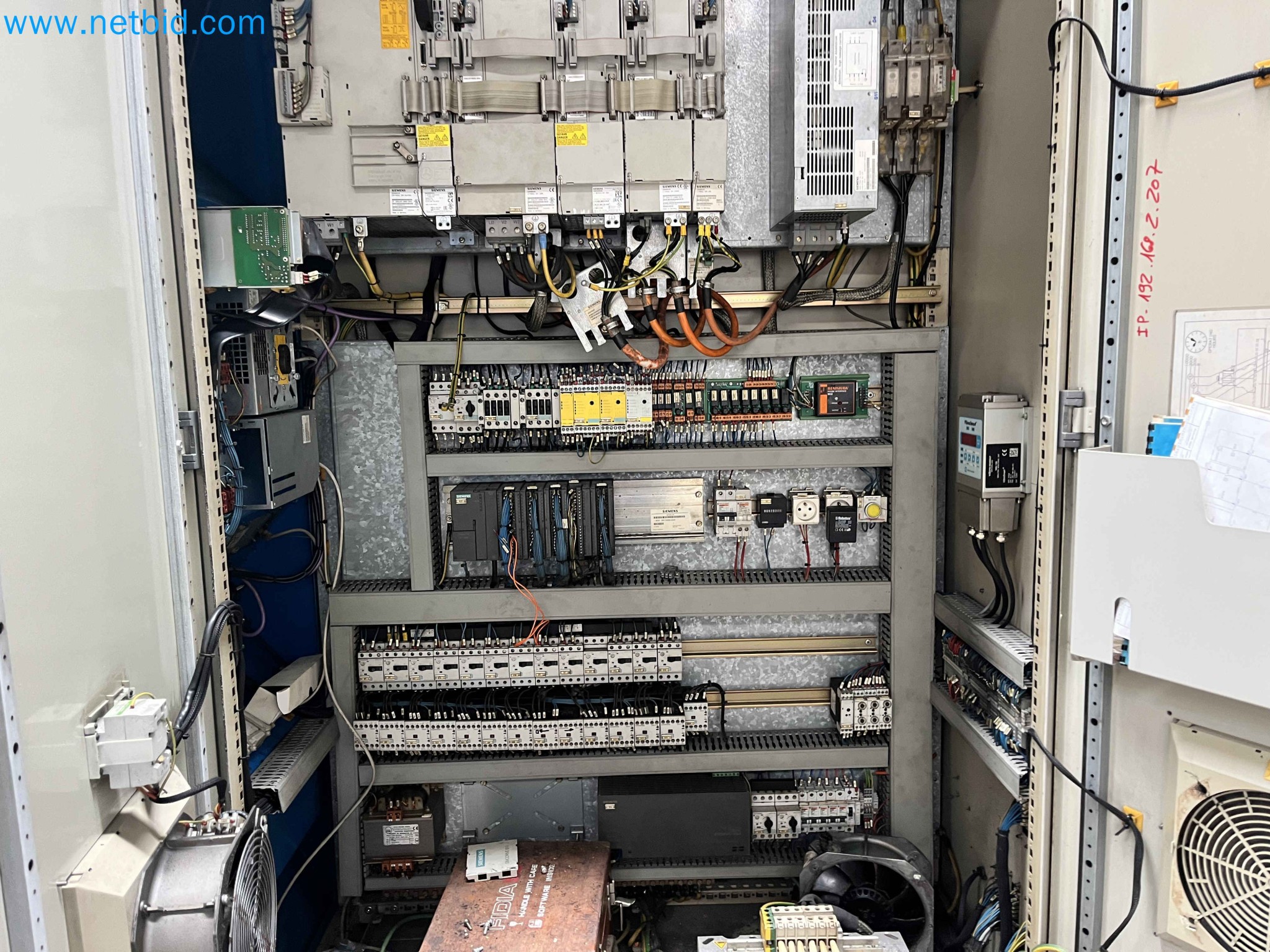 Auction of Metalworking Machinery from Multiple Business Closures in Portugal-28