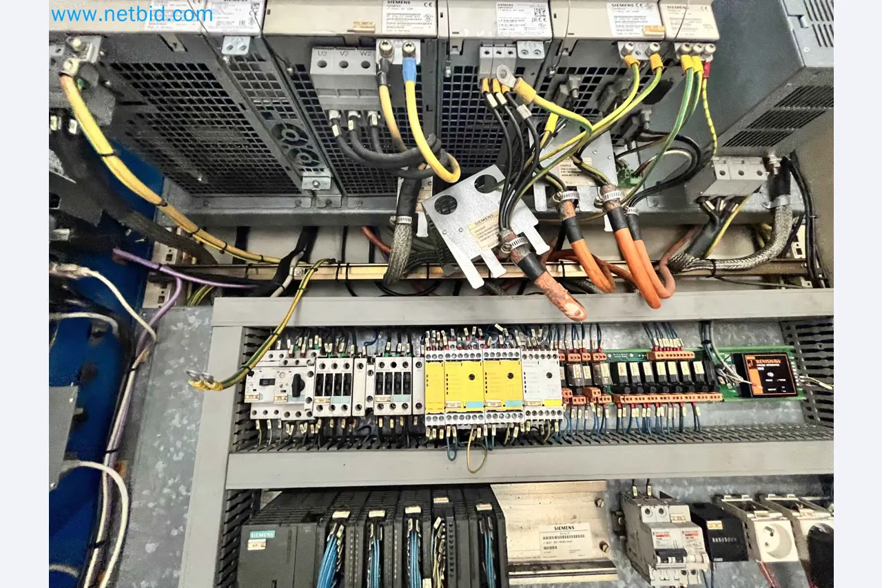 Komplette Werkstatten-Schließung – Hochwertige Maschinen für die Metallbearbeitung-32