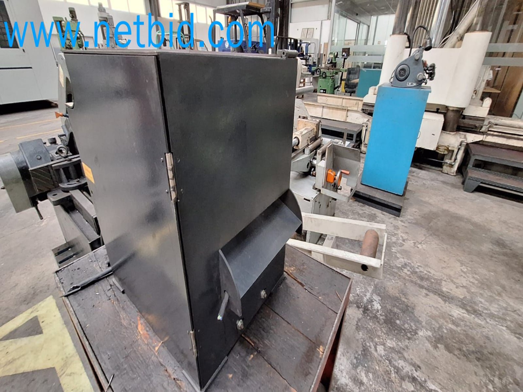 Auction of Metalworking Machinery from Multiple Business Closures in Portugal-2