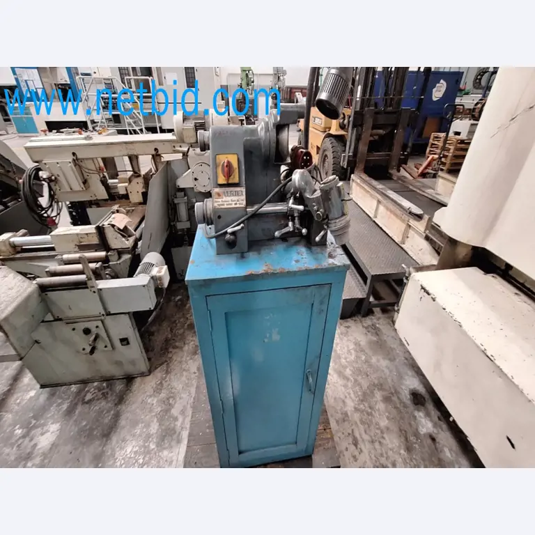 Komplette Werkstatten-Schließung – Hochwertige Maschinen für die Metallbearbeitung-1