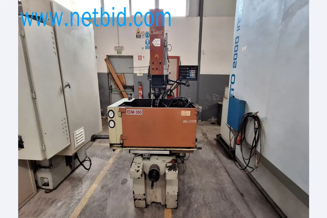 Komplette Werkstatten-Schließung – Hochwertige Maschinen für die Metallbearbeitung-1