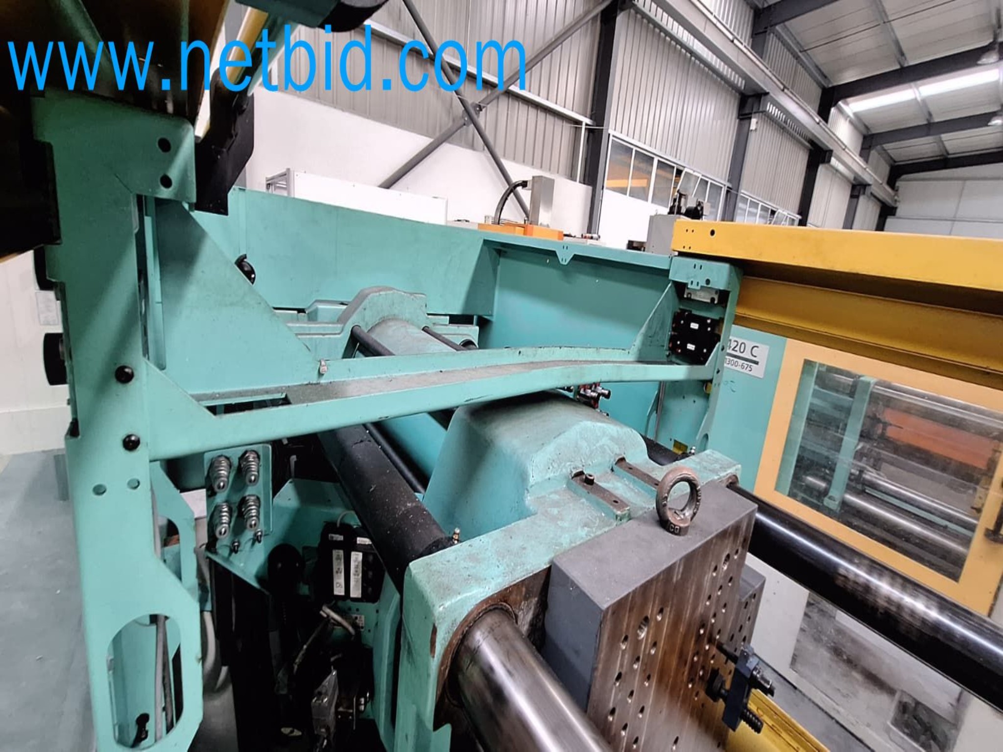 Auction of Metalworking Machinery from Multiple Business Closures in Portugal-4