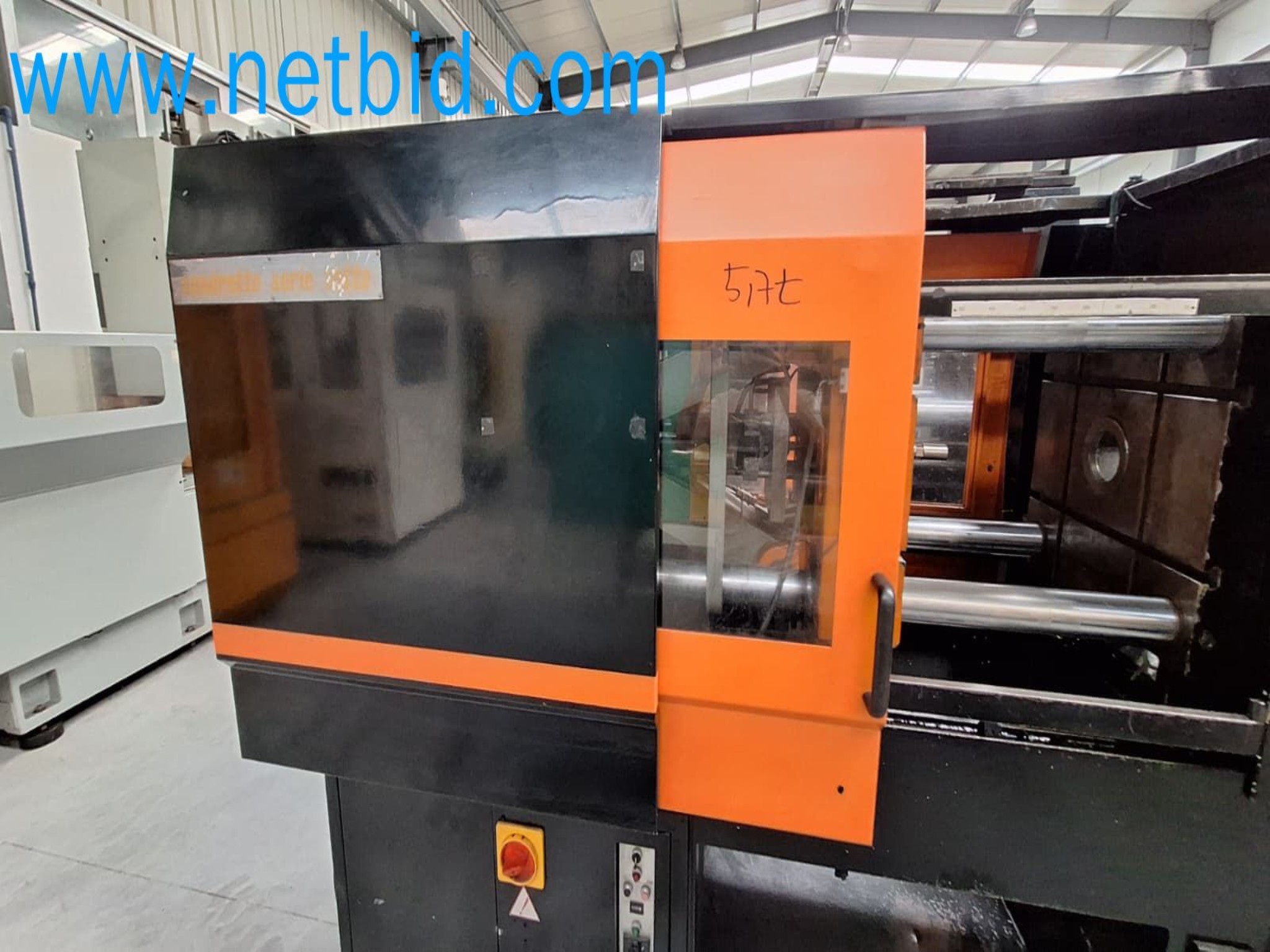 Aukce kovozpracujících stroju z nekolika uzavrených podniku v Portugalsku-10