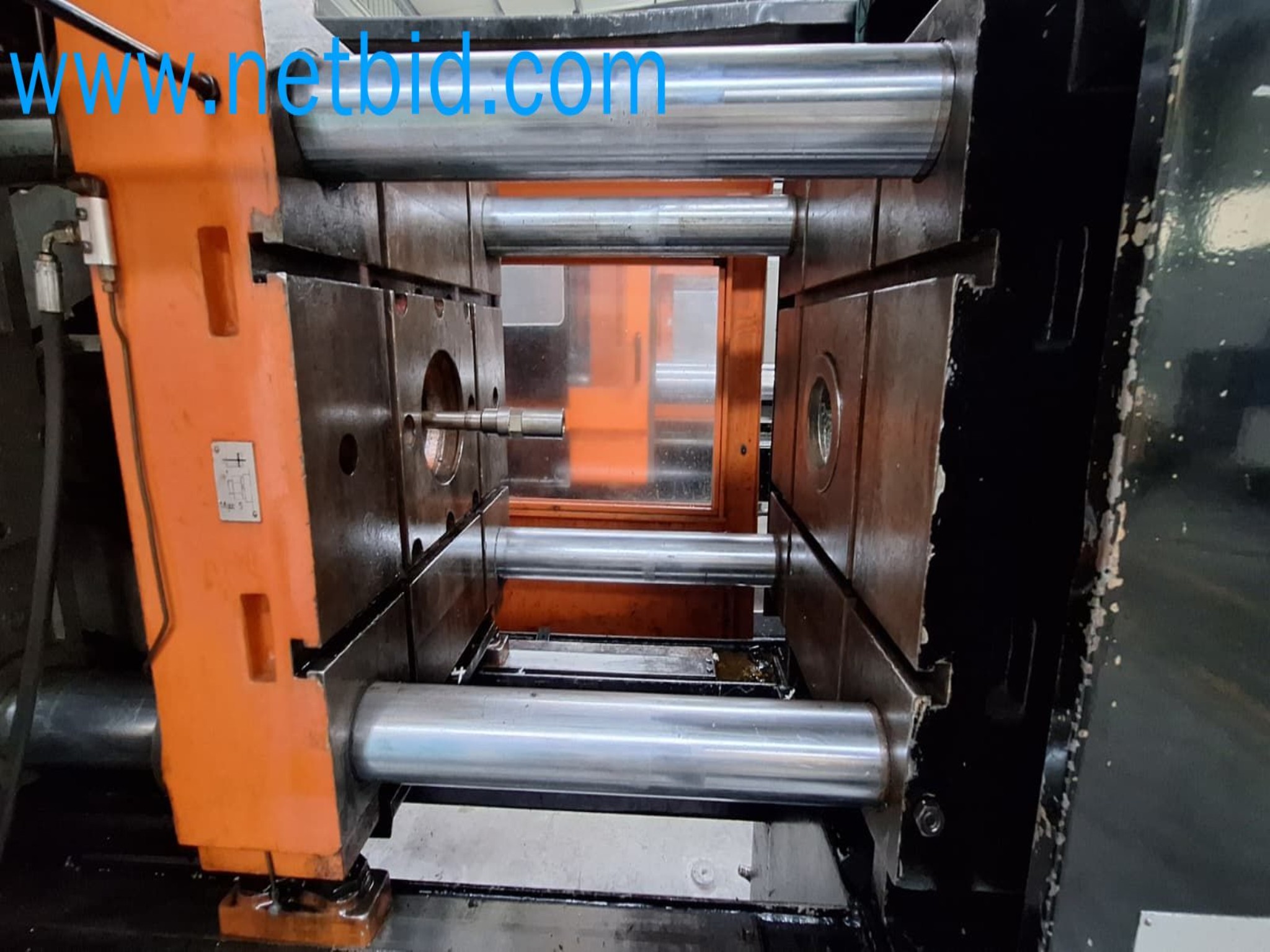 Aukce kovozpracujících stroju z nekolika uzavrených podniku v Portugalsku-9