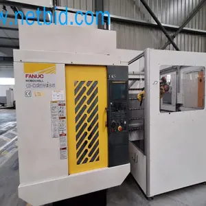 CNC-Bearbeitungszentrum mit Roboter FANUC ROBODRILL