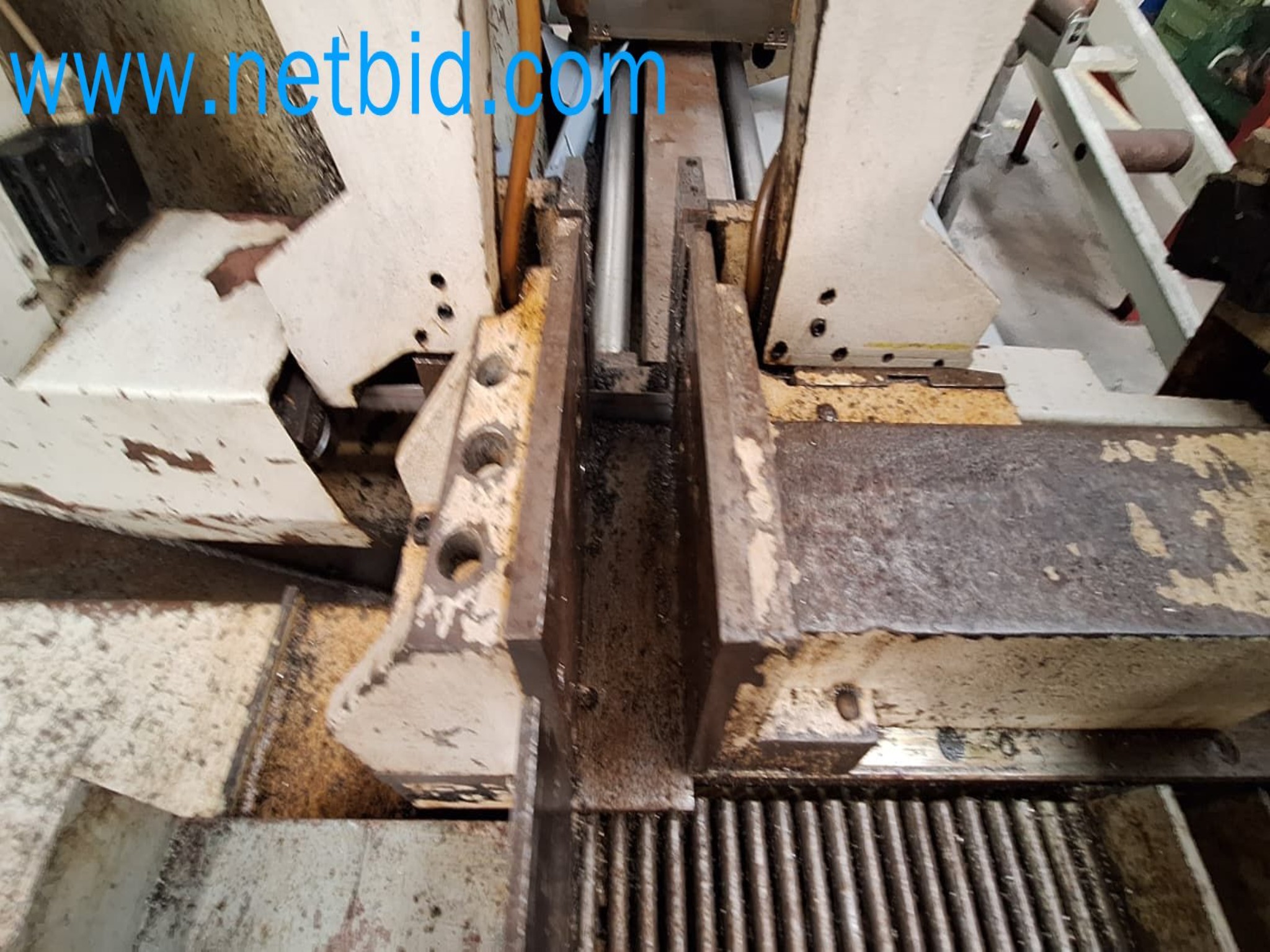 Auction of Metalworking Machinery from Multiple Business Closures in Portugal-18