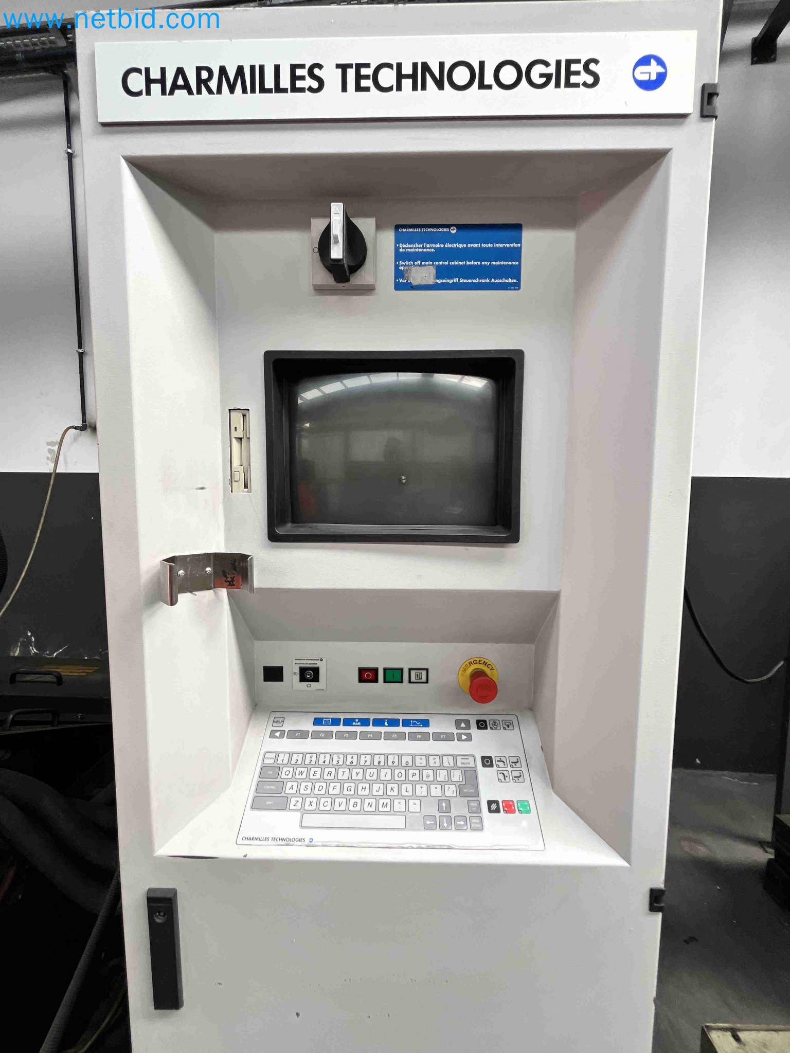 Auktion von Metallbearbeitungsmaschinen aus mehreren Unternehmensschließungen in Portugal-10