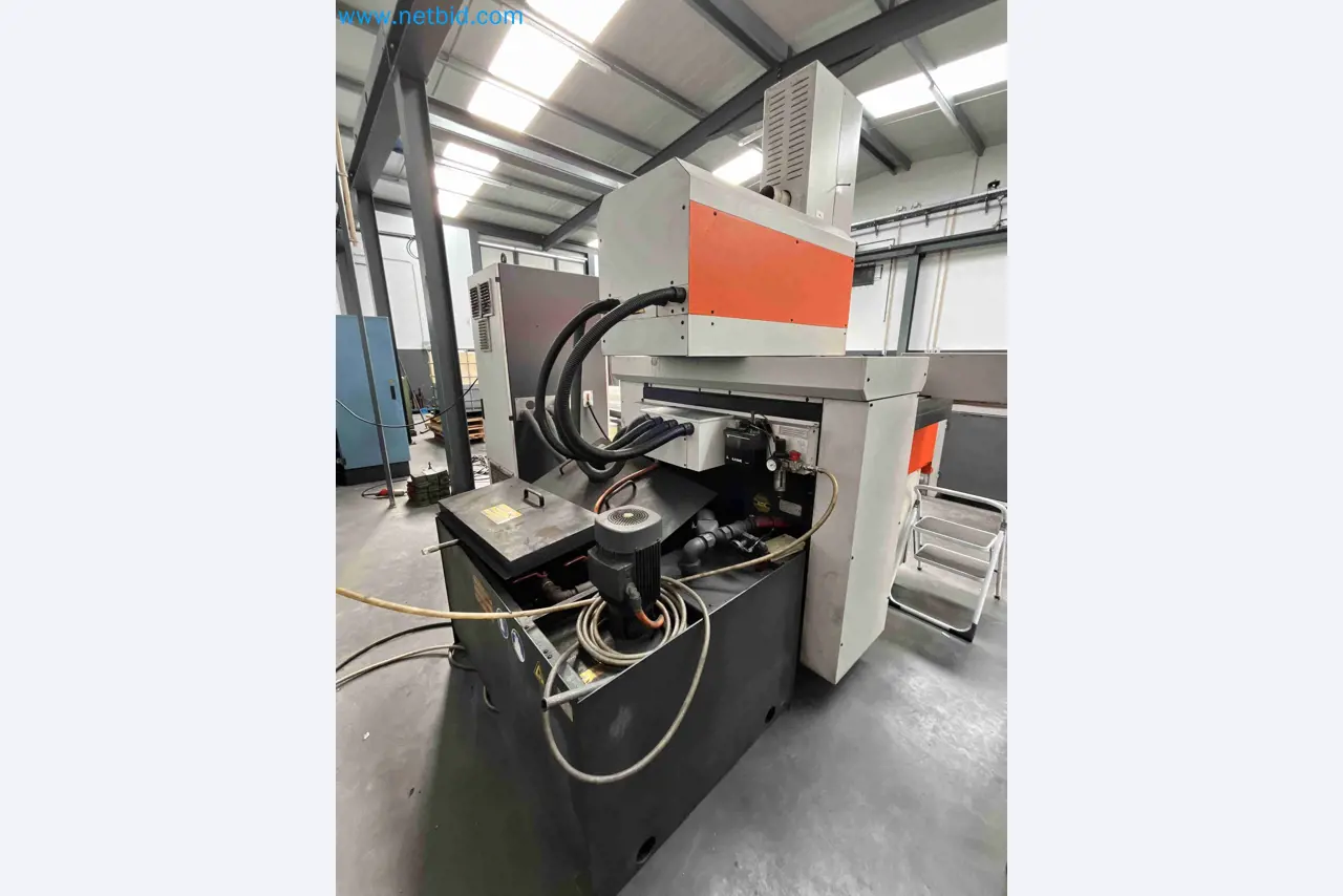 Komplette Werkstatten-Schließung – Hochwertige Maschinen für die Metallbearbeitung-11