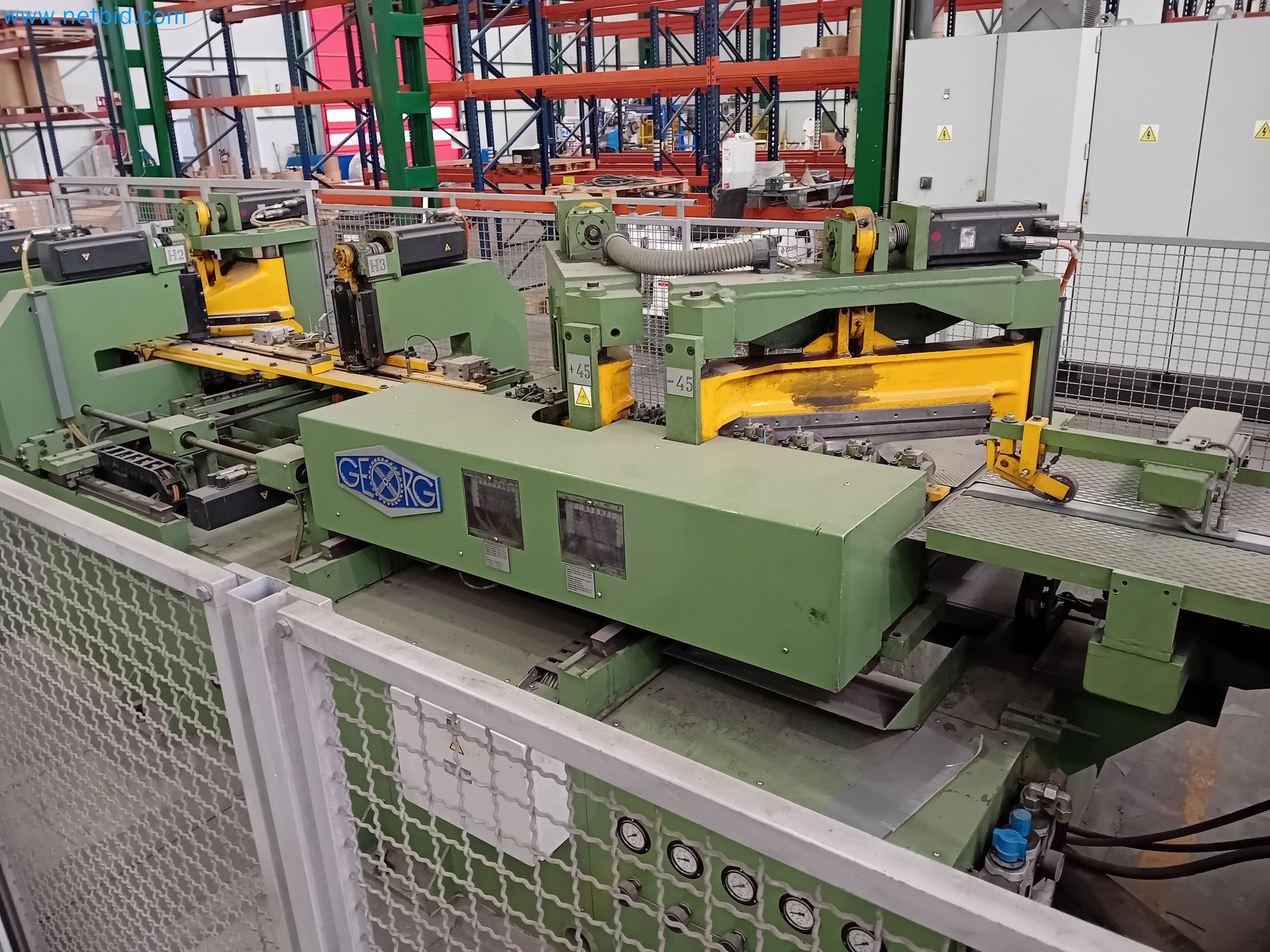 Installation de découpe longitudinale de tôles de transformateur-14