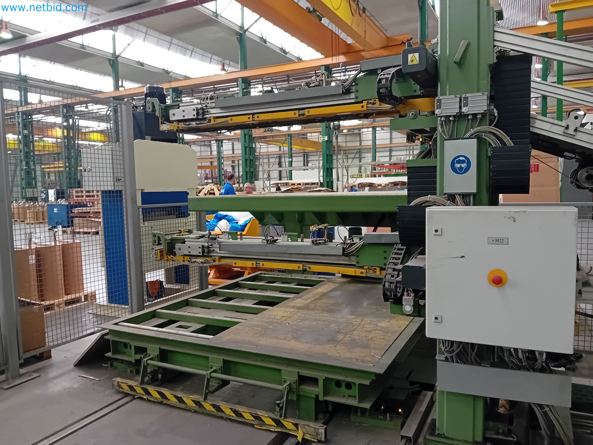 Installation de découpe longitudinale de tôles de transformateur-18