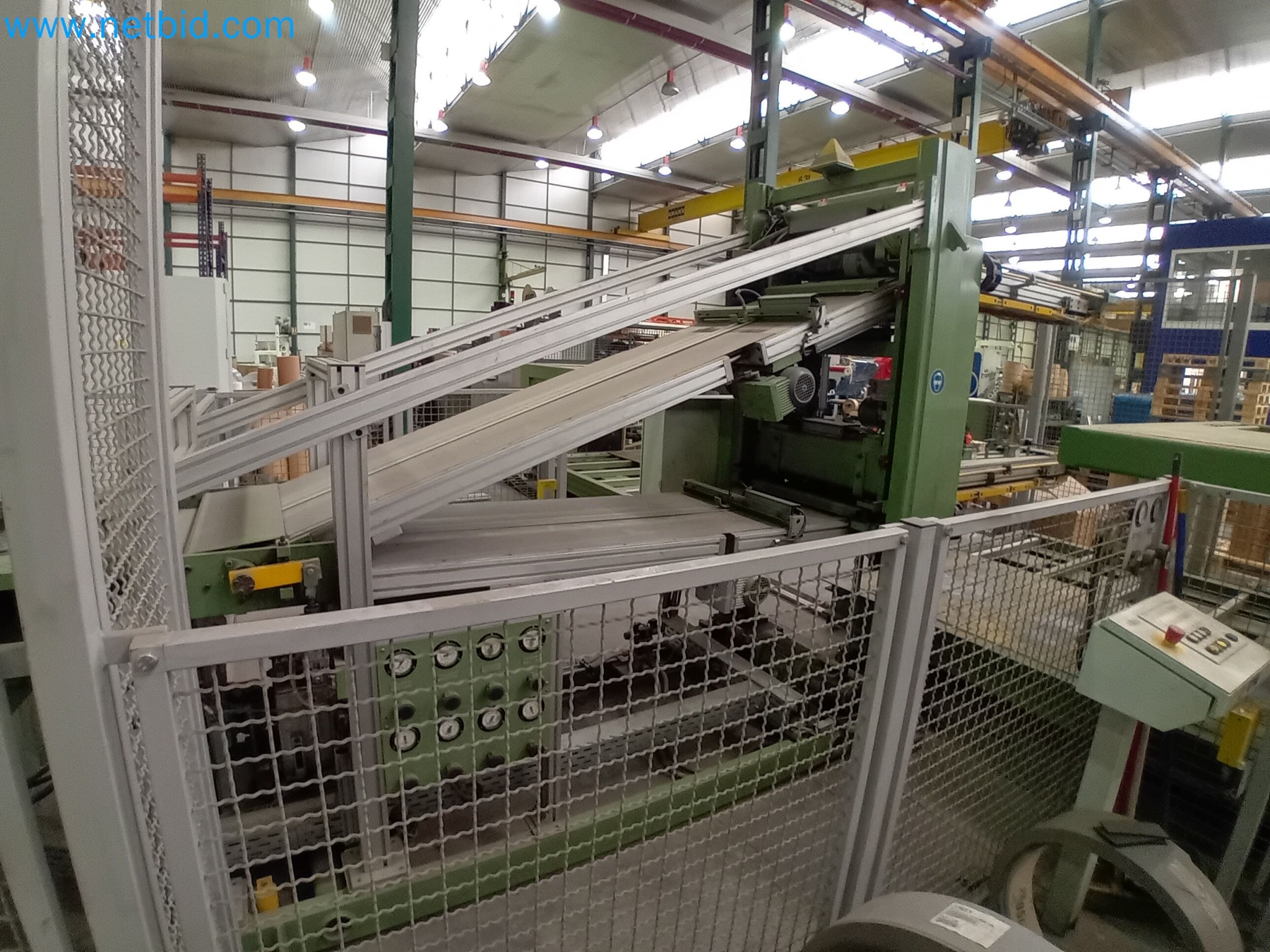 Installation de découpe longitudinale de tôles de transformateur-19