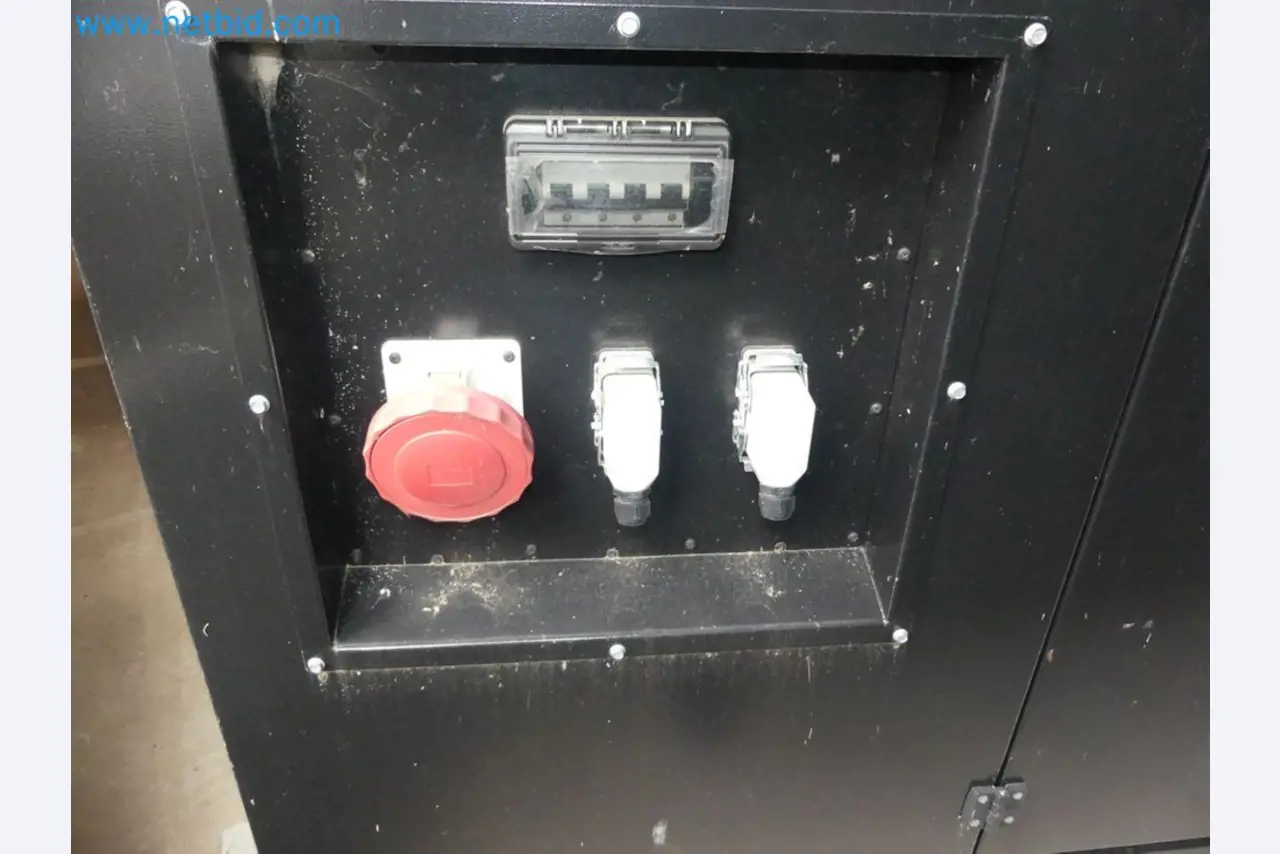 Fahrzeuge und Maschinen für die Bereiche Umwelttechnik, Recyclingwirtschaft, Holz, u.a.-6