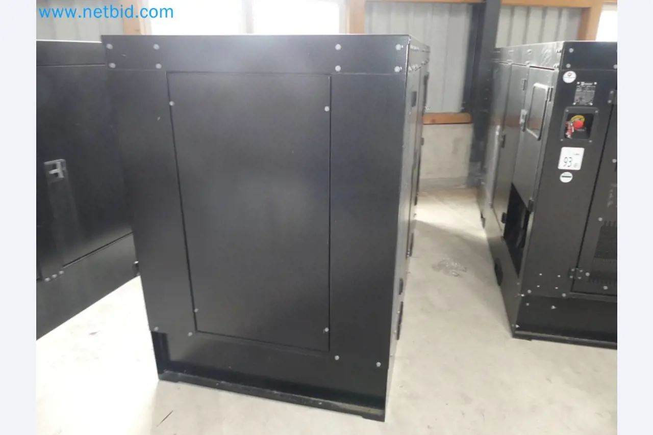 Fahrzeuge und Maschinen für die Bereiche Umwelttechnik, Recyclingwirtschaft, Holz, u.a.-7