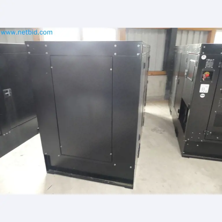 Fahrzeuge und Maschinen für die Bereiche Umwelttechnik, Recyclingwirtschaft, Holz, u.a.-7