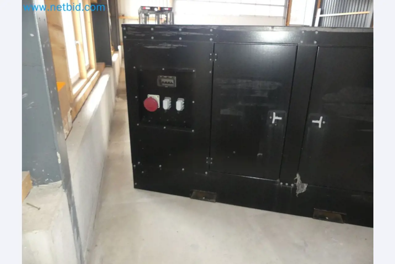 Fahrzeuge und Maschinen für die Bereiche Umwelttechnik, Recyclingwirtschaft, Holz, u.a.-14