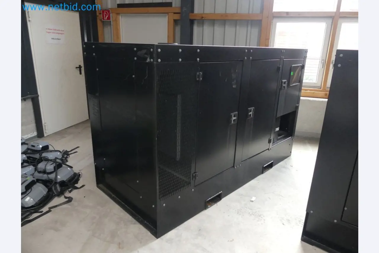 Fahrzeuge und Maschinen für die Bereiche Umwelttechnik, Recyclingwirtschaft, Holz, u.a.-1