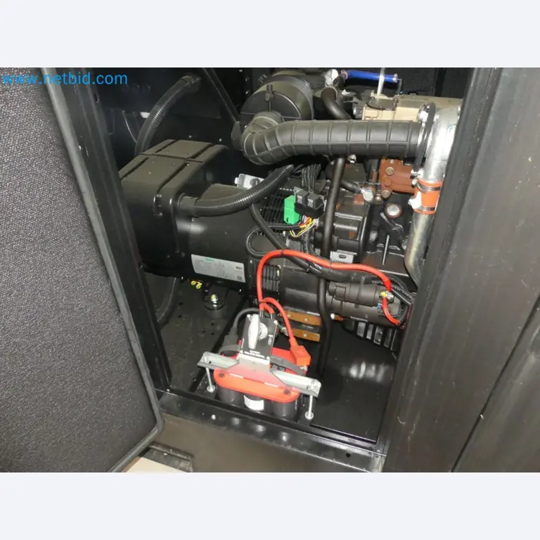 Fahrzeuge und Maschinen für die Bereiche Umwelttechnik, Recyclingwirtschaft, Holz, u.a.-7