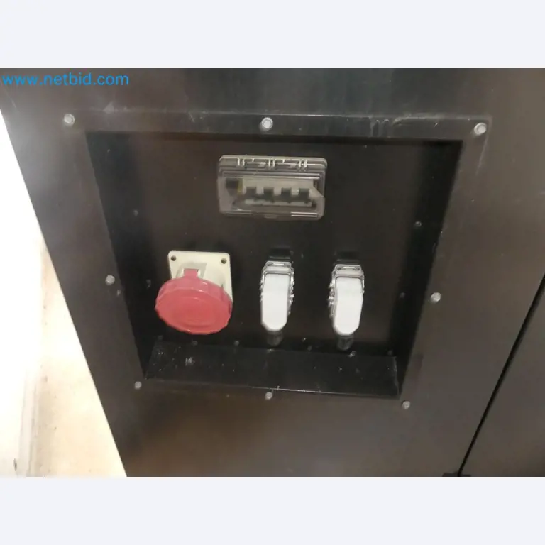 Fahrzeuge und Maschinen für die Bereiche Umwelttechnik, Recyclingwirtschaft, Holz, u.a.-9