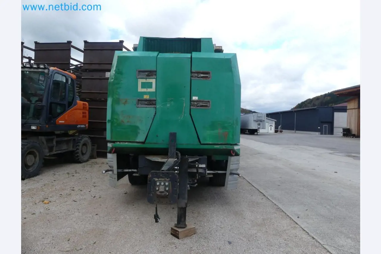 Fahrzeuge und Maschinen für die Bereiche Umwelttechnik, Recyclingwirtschaft, Holz, u.a.-16