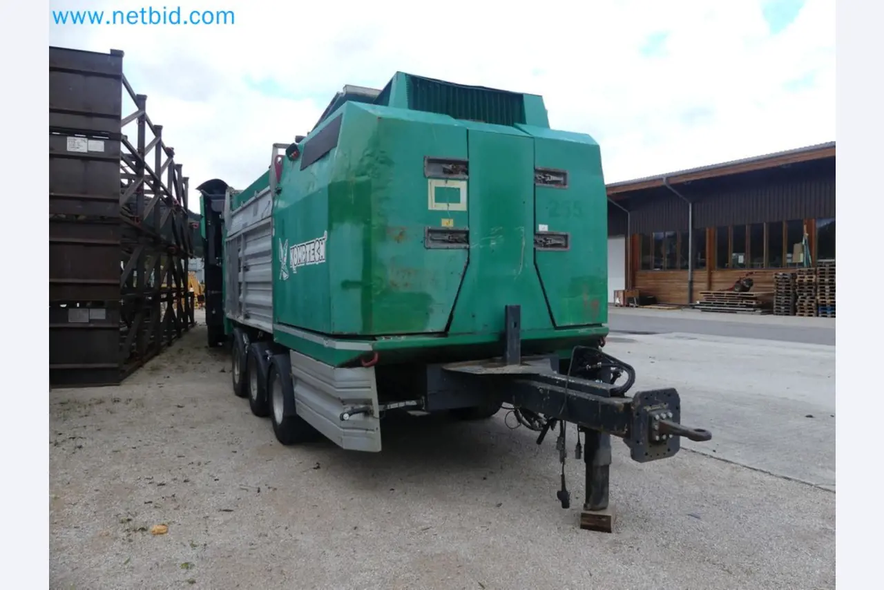 Fahrzeuge und Maschinen für die Bereiche Umwelttechnik, Recyclingwirtschaft, Holz, u.a.-21