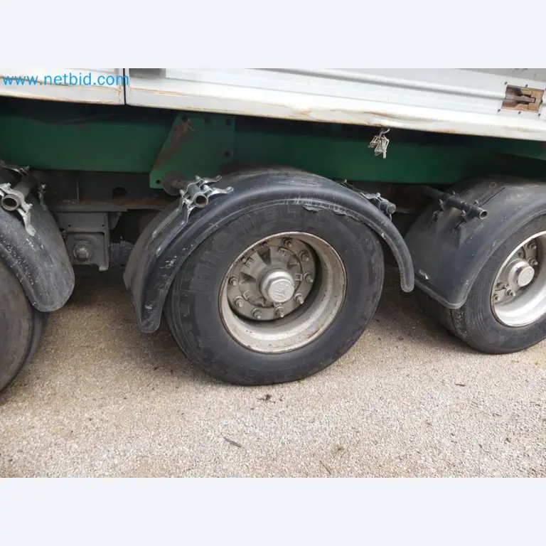 Fahrzeuge und Maschinen für die Bereiche Umwelttechnik, Recyclingwirtschaft, Holz, u.a.-33