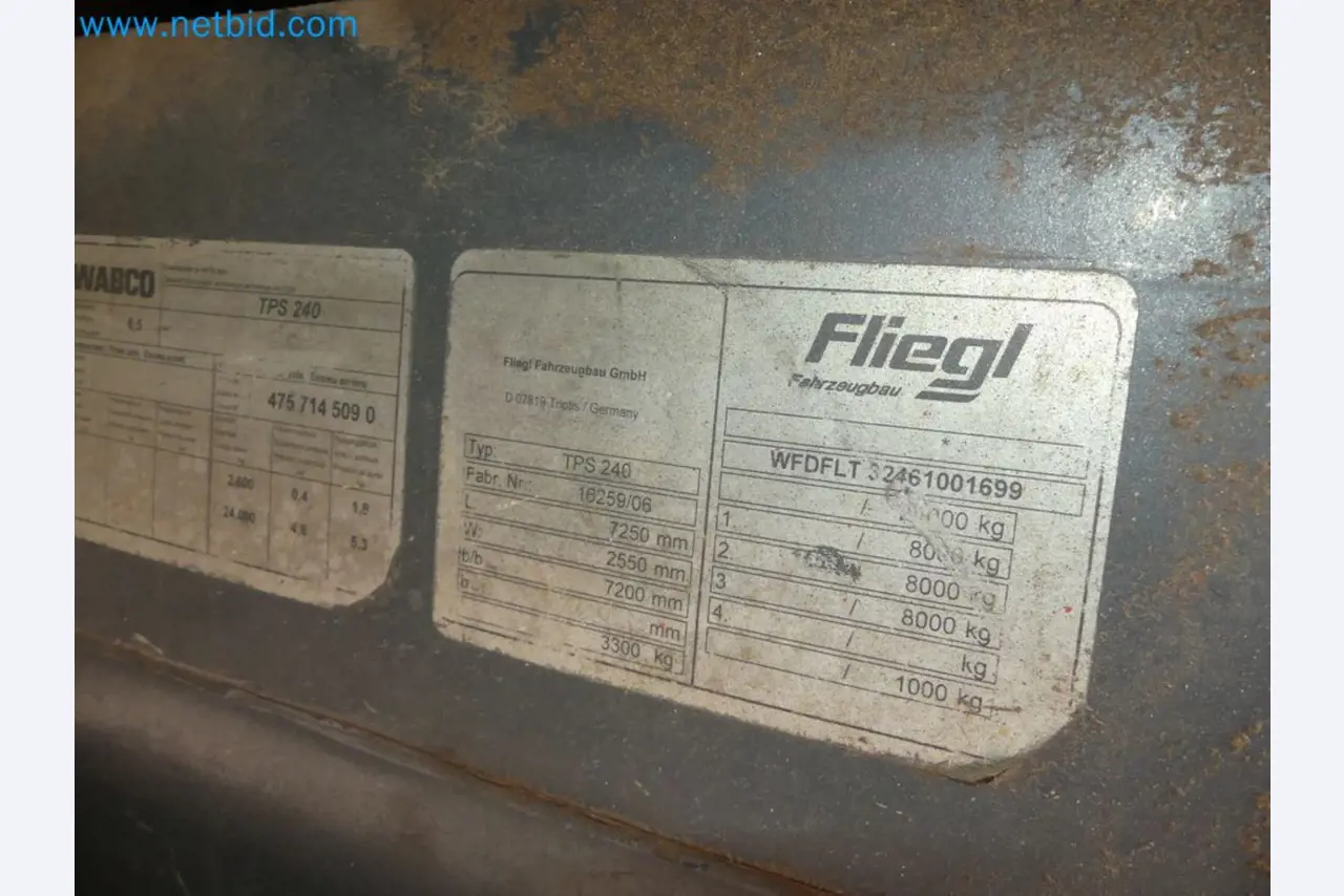 Fahrzeuge und Maschinen für die Bereiche Umwelttechnik, Recyclingwirtschaft, Holz, u.a.-44