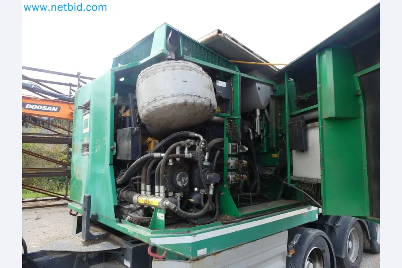 Fahrzeuge und Maschinen für die Bereiche Umwelttechnik, Recyclingwirtschaft, Holz, u.a.-47